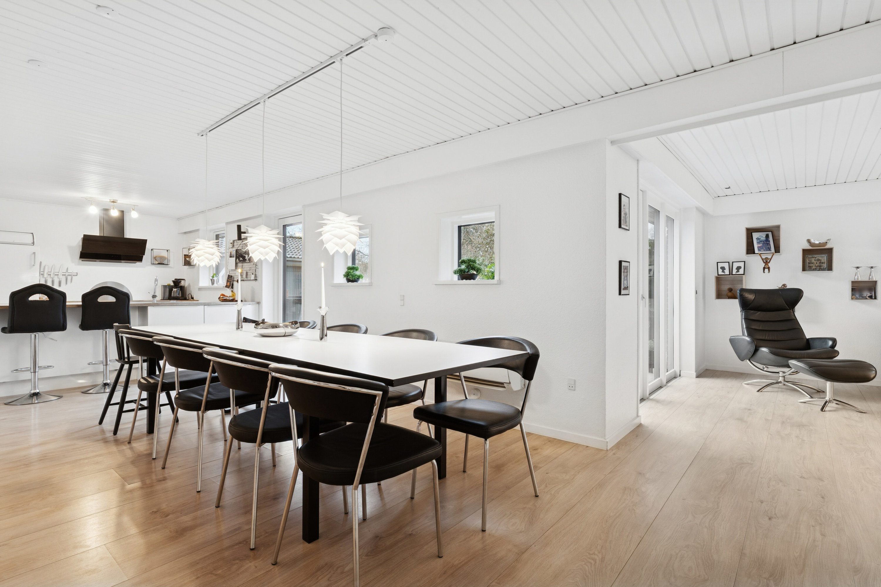 Fremhævet spisestue billede i fuldskærmstilstand. Billede af Granvænget 18, Smedeby, 6340 Kruså