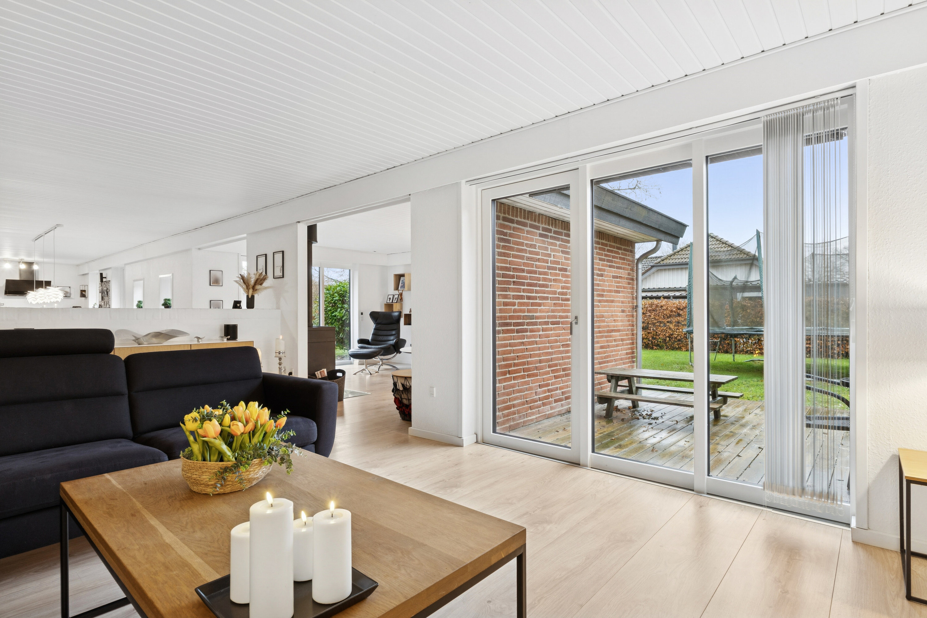 Fremhævet stue billede i fuldskærmstilstand. Billede af Granvænget 18, Smedeby, 6340 Kruså