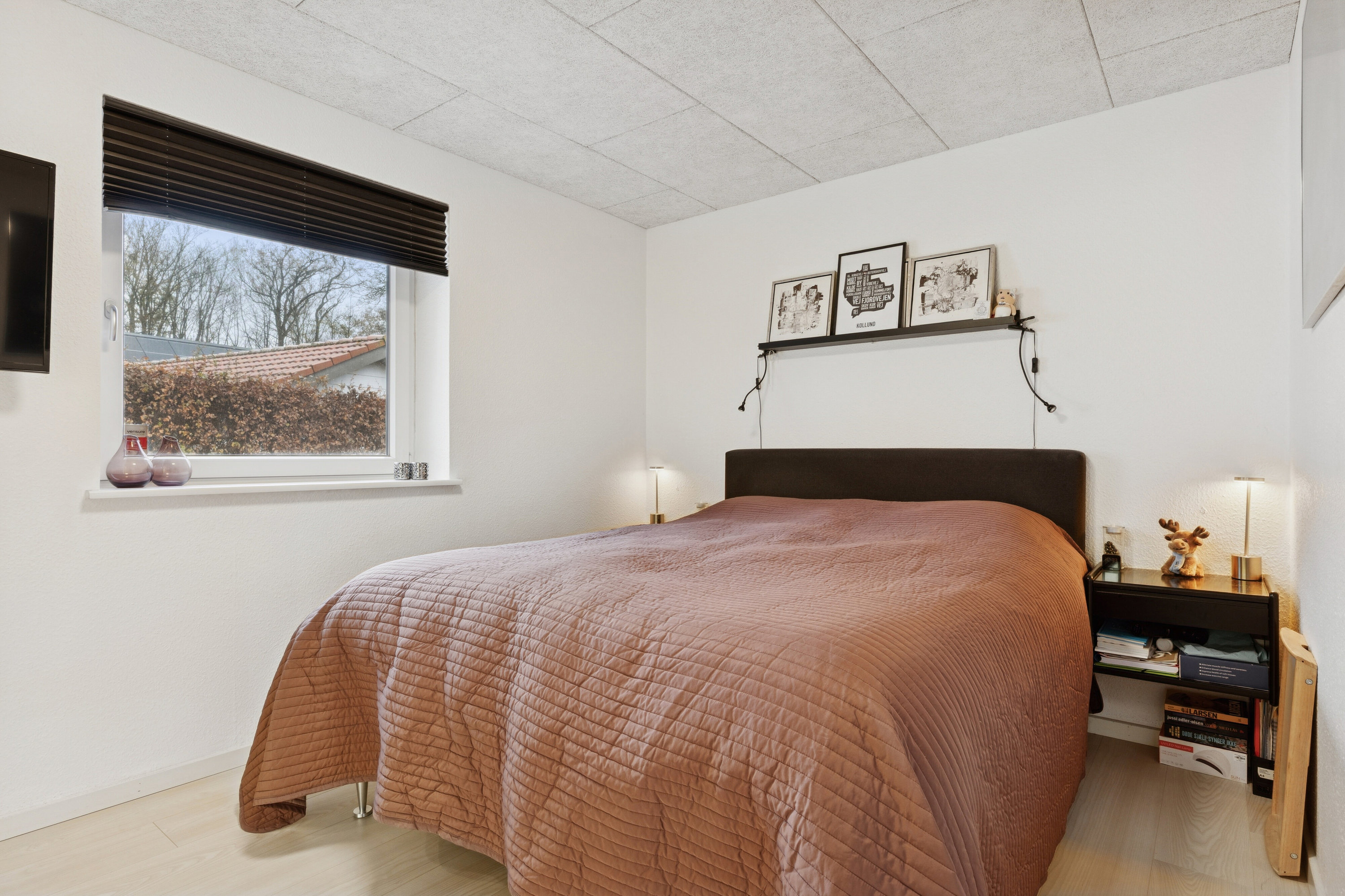 Fremhævet soveværelse billede i fuldskærmstilstand. Billede af Østerskovvej 47E, Kollund, 6340 Kruså