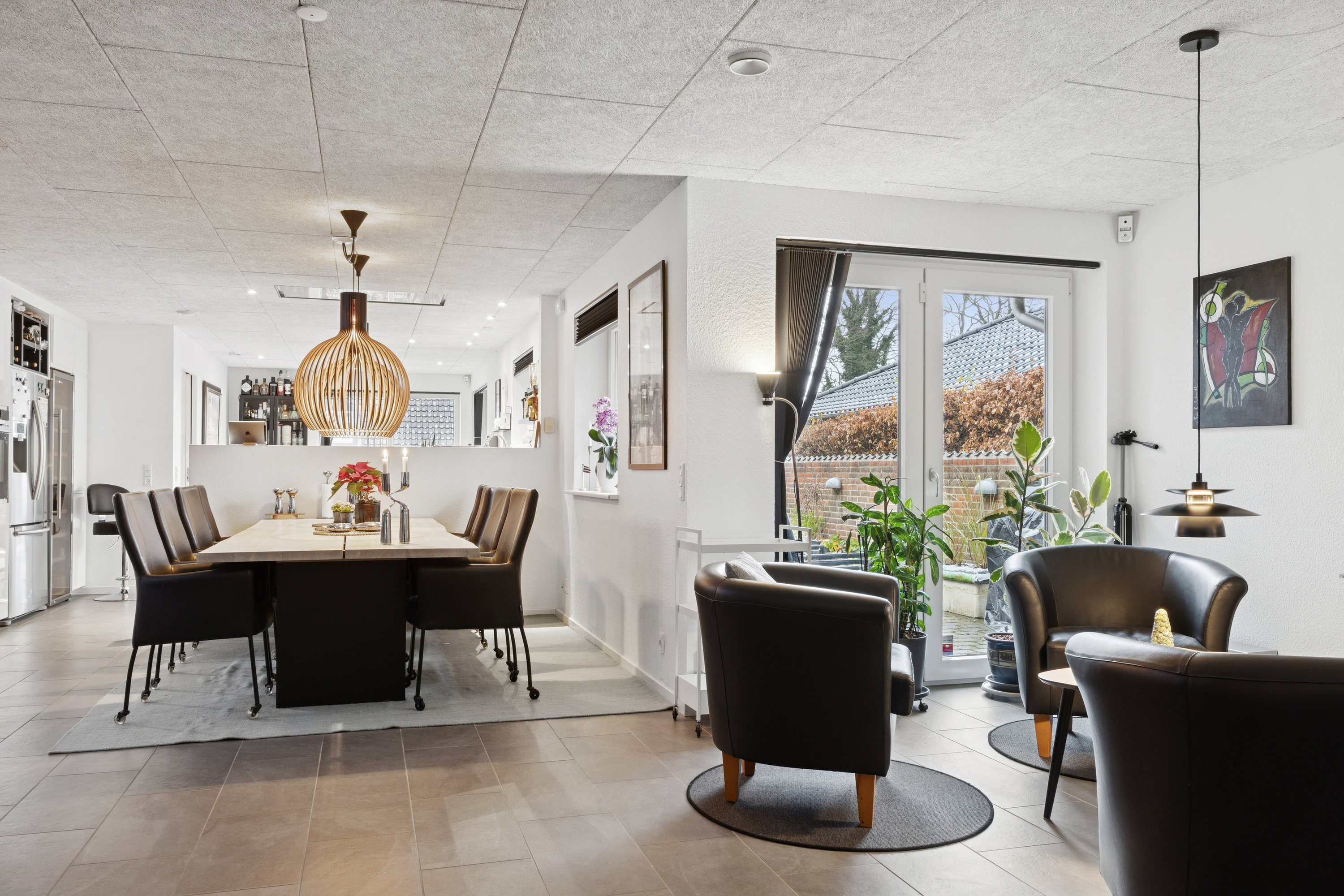 Fremhævet stue billede i fuldskærmstilstand. Billede af Østerskovvej 47E, Kollund, 6340 Kruså