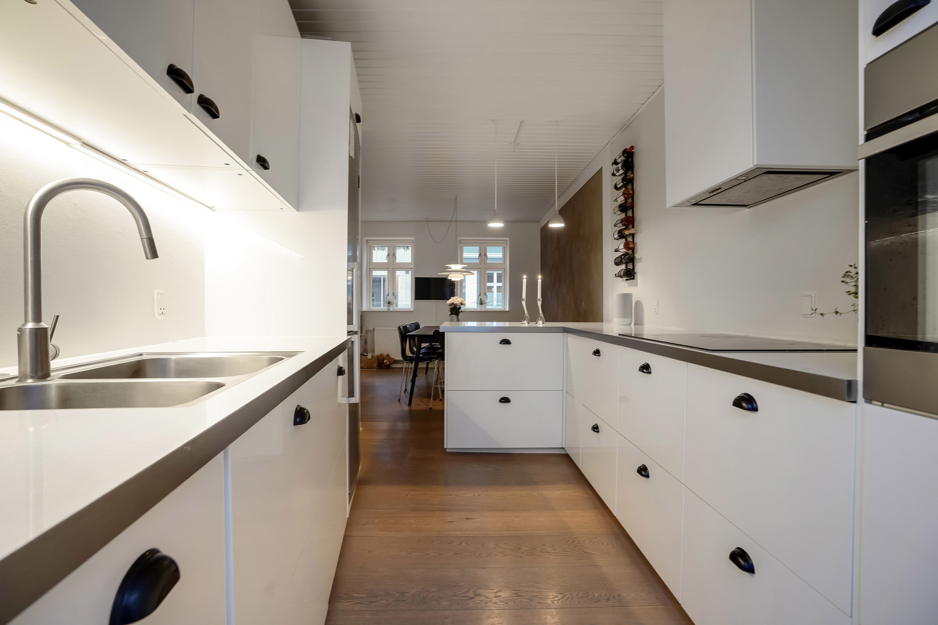 Fremhævet køkken billede i fuldskærmstilstand. Billede af Vesterbro 80A, 5000 Odense C