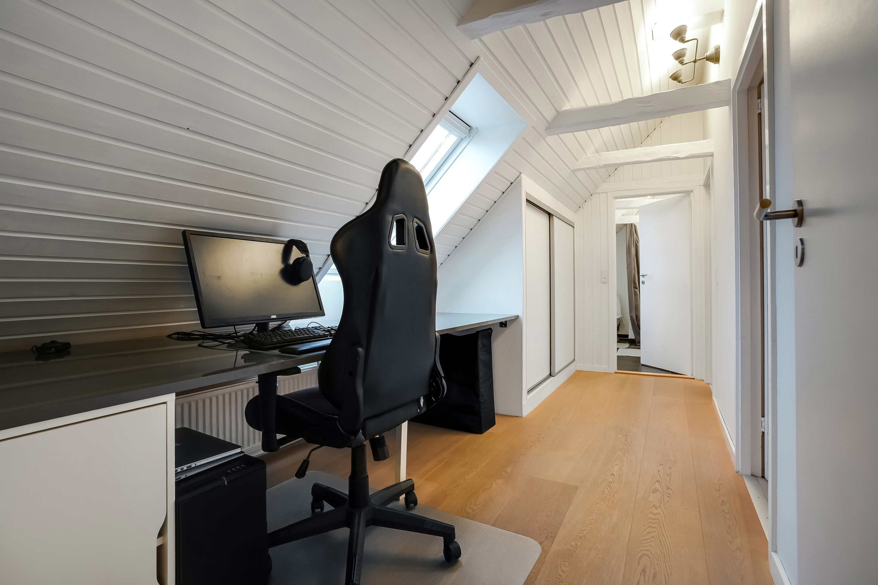 Fremhævet værelse billede i fuldskærmstilstand. Billede af Vesterbro 80A, 5000 Odense C