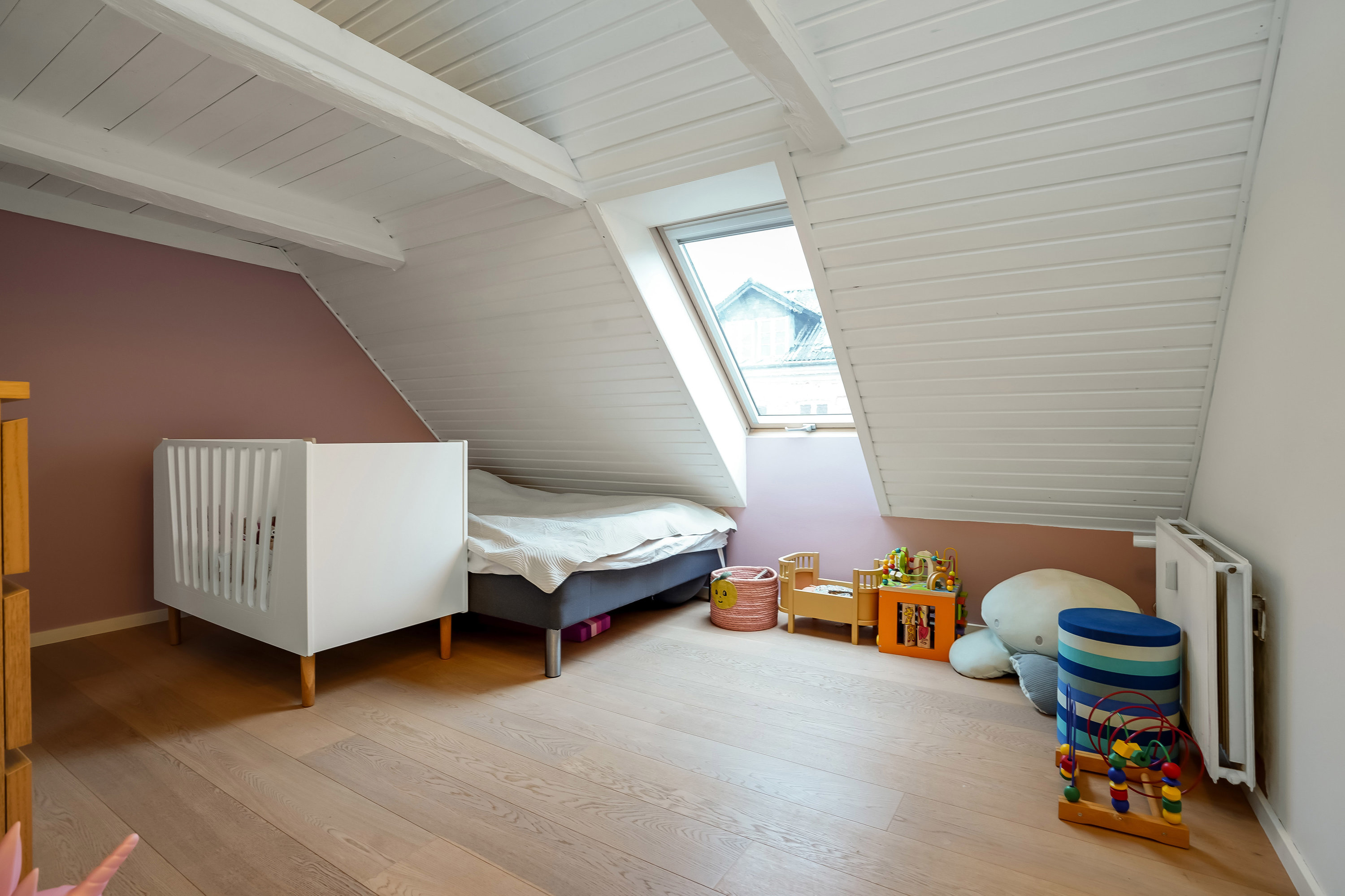 Fremhævet værelse billede i fuldskærmstilstand. Billede af Vesterbro 80A, 5000 Odense C