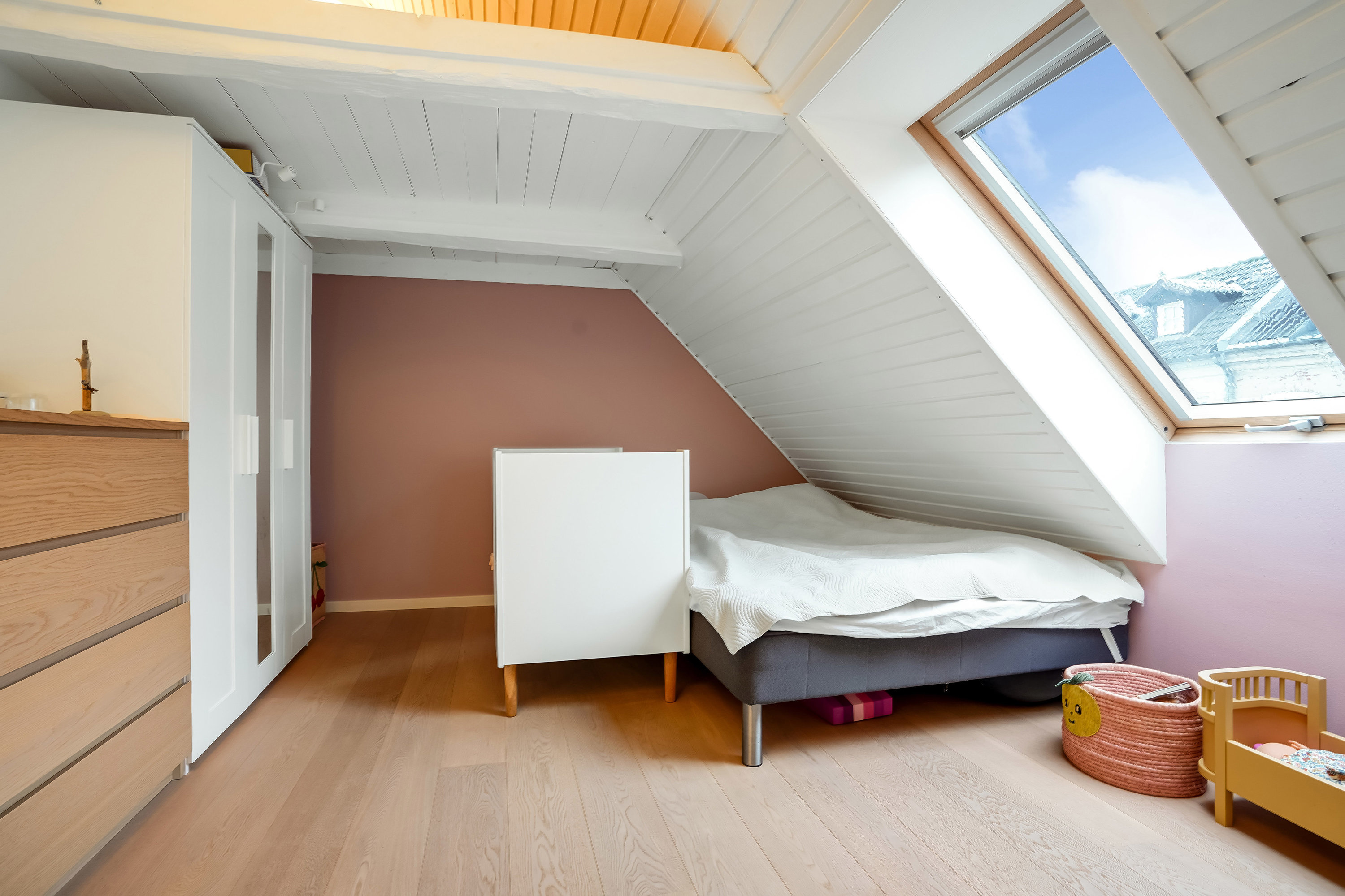 Fremhævet værelse billede i fuldskærmstilstand. Billede af Vesterbro 80A, 5000 Odense C