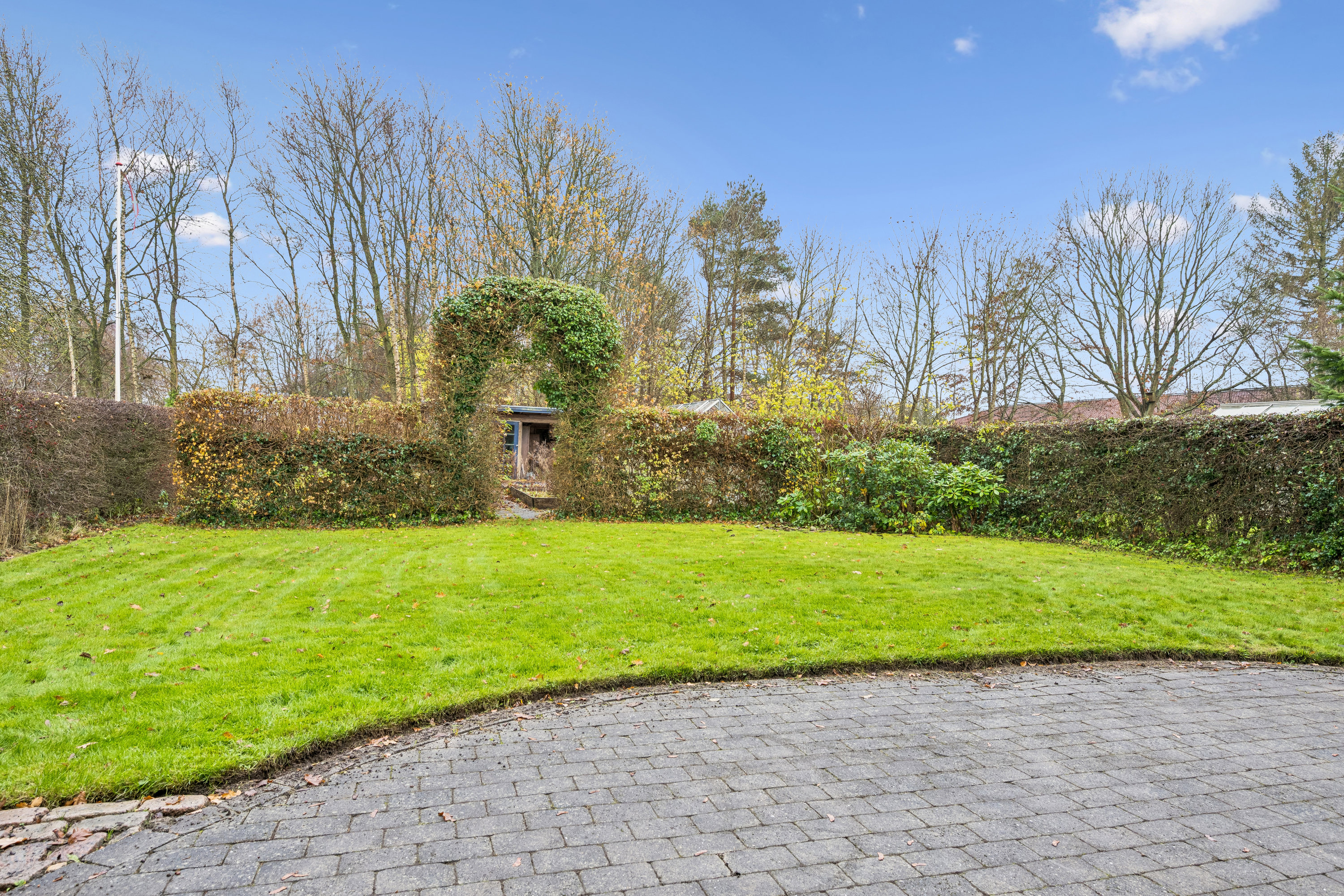 Fremhævet have billede i fuldskærmstilstand. Billede af Christiansborgvej 24, 8930 Randers NØ