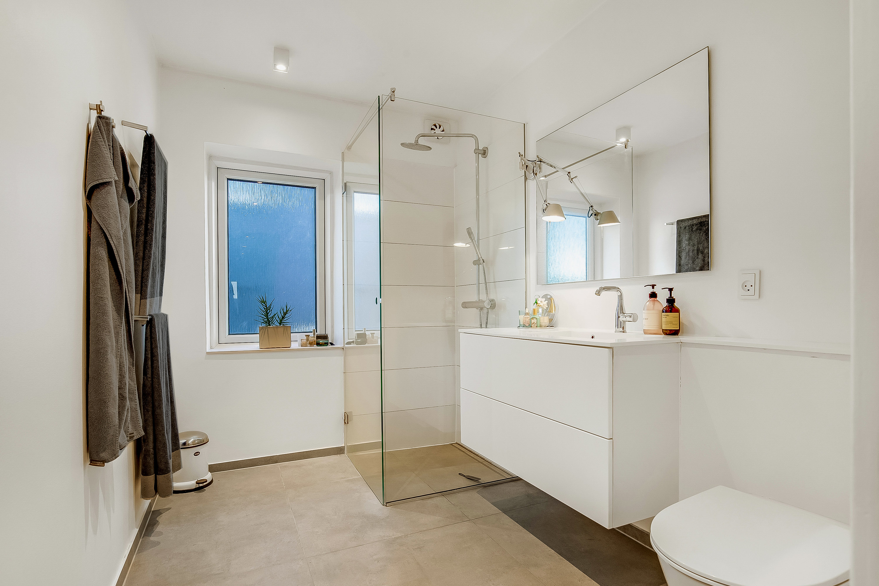 Fremhævet indendørs billede i fuldskærmstilstand. Billede af Domhusgade 9, 6000 Kolding