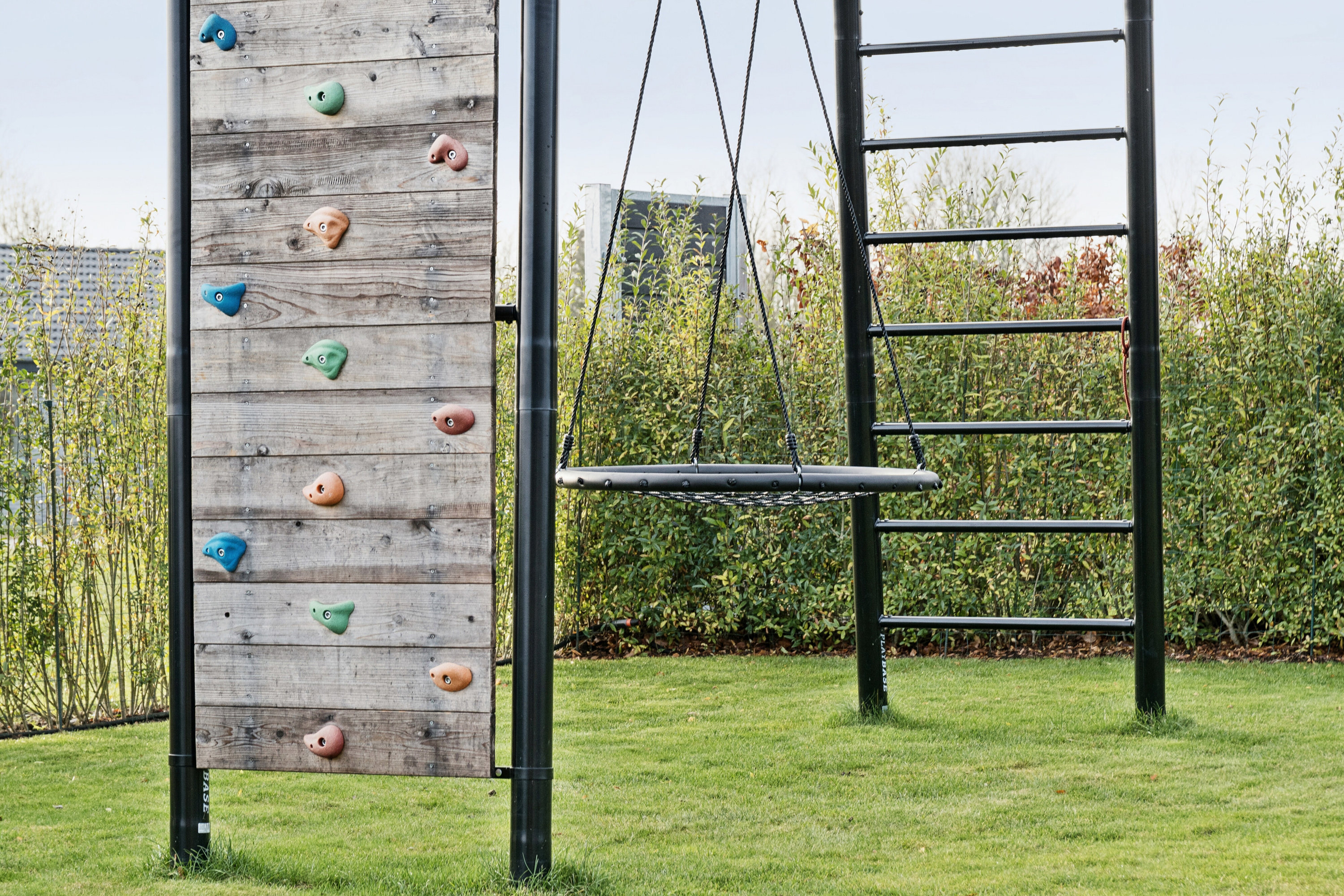 Fremhævet udendørs billede i fuldskærmstilstand. Billede af Humle Bakke 1, 4390 Vipperød