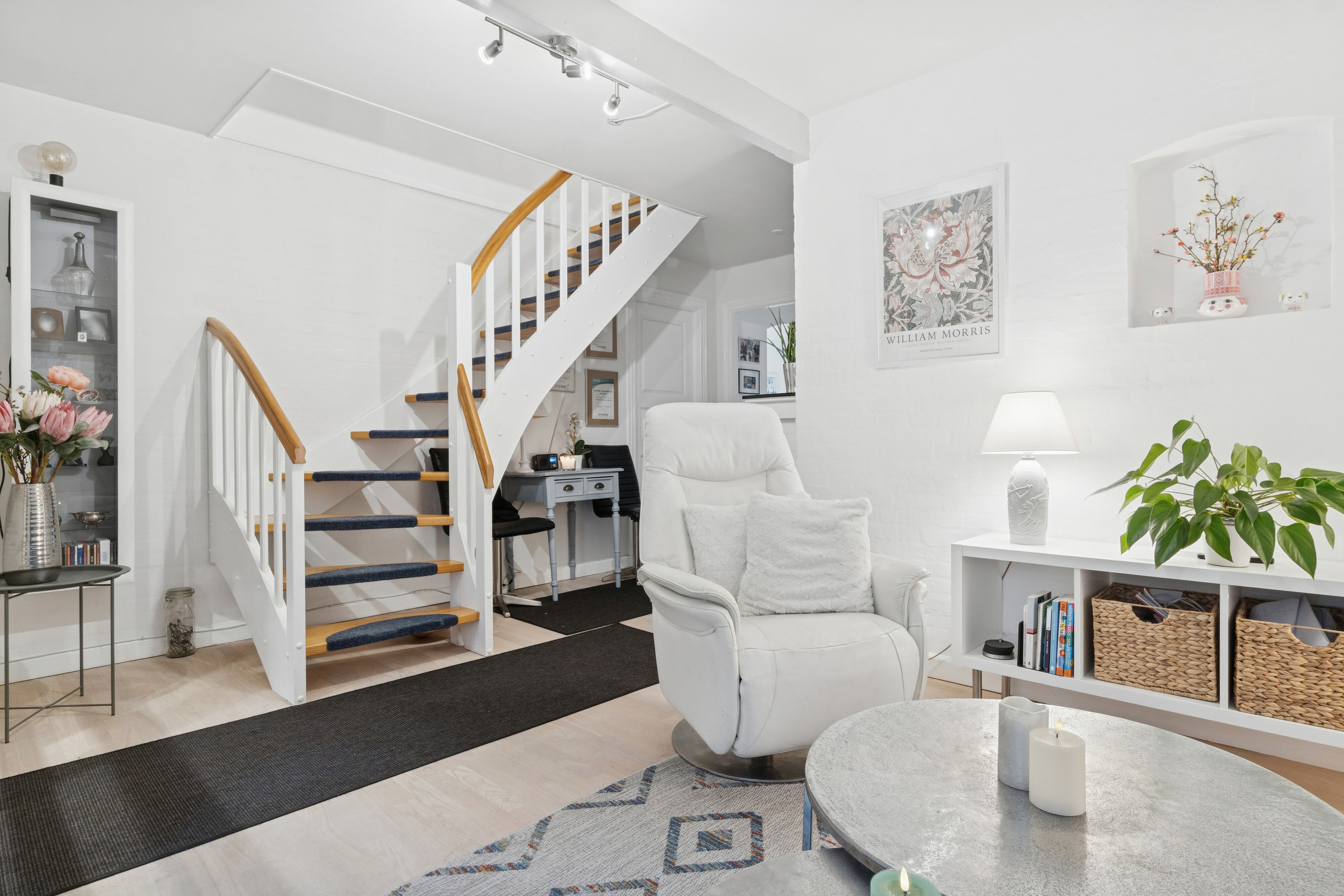 Fremhævet stue billede i fuldskærmstilstand. Billede af Helsingevej 150K, Asserbo, 3300 Frederiksværk