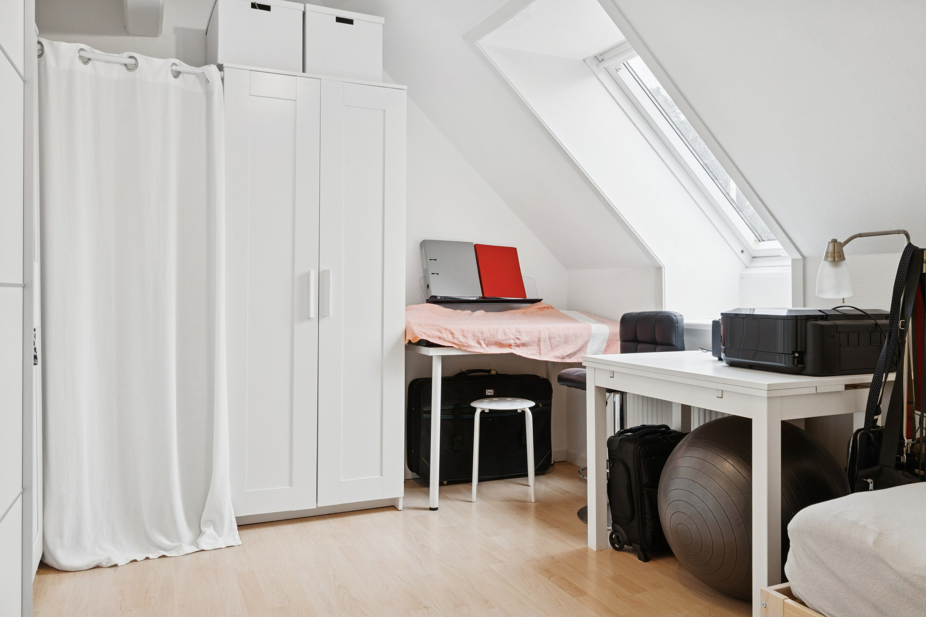 Fremhævet værelse billede i fuldskærmstilstand. Billede af Helsingevej 150K, Asserbo, 3300 Frederiksværk