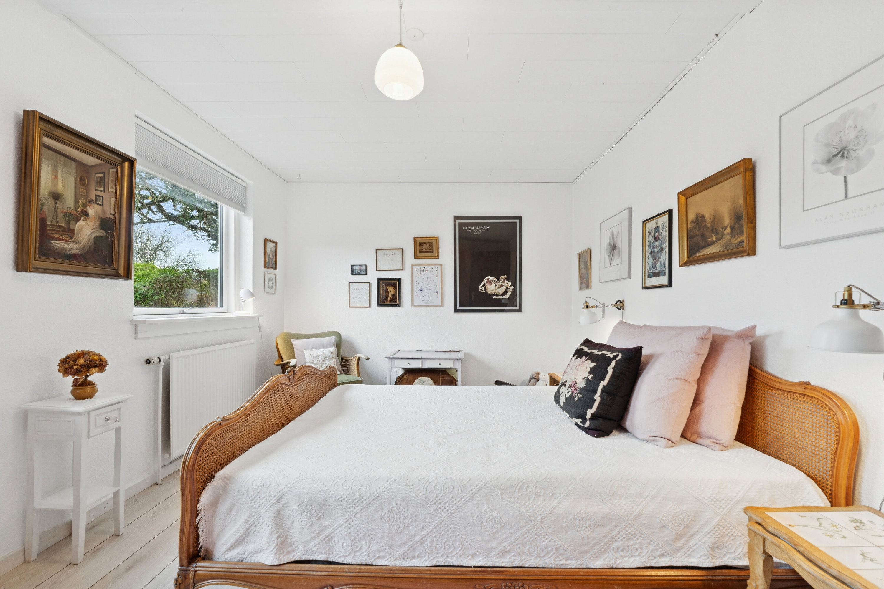 Fremhævet soveværelse billede i fuldskærmstilstand. Billede af Præstevej 131, Korup, 5210 Odense NV