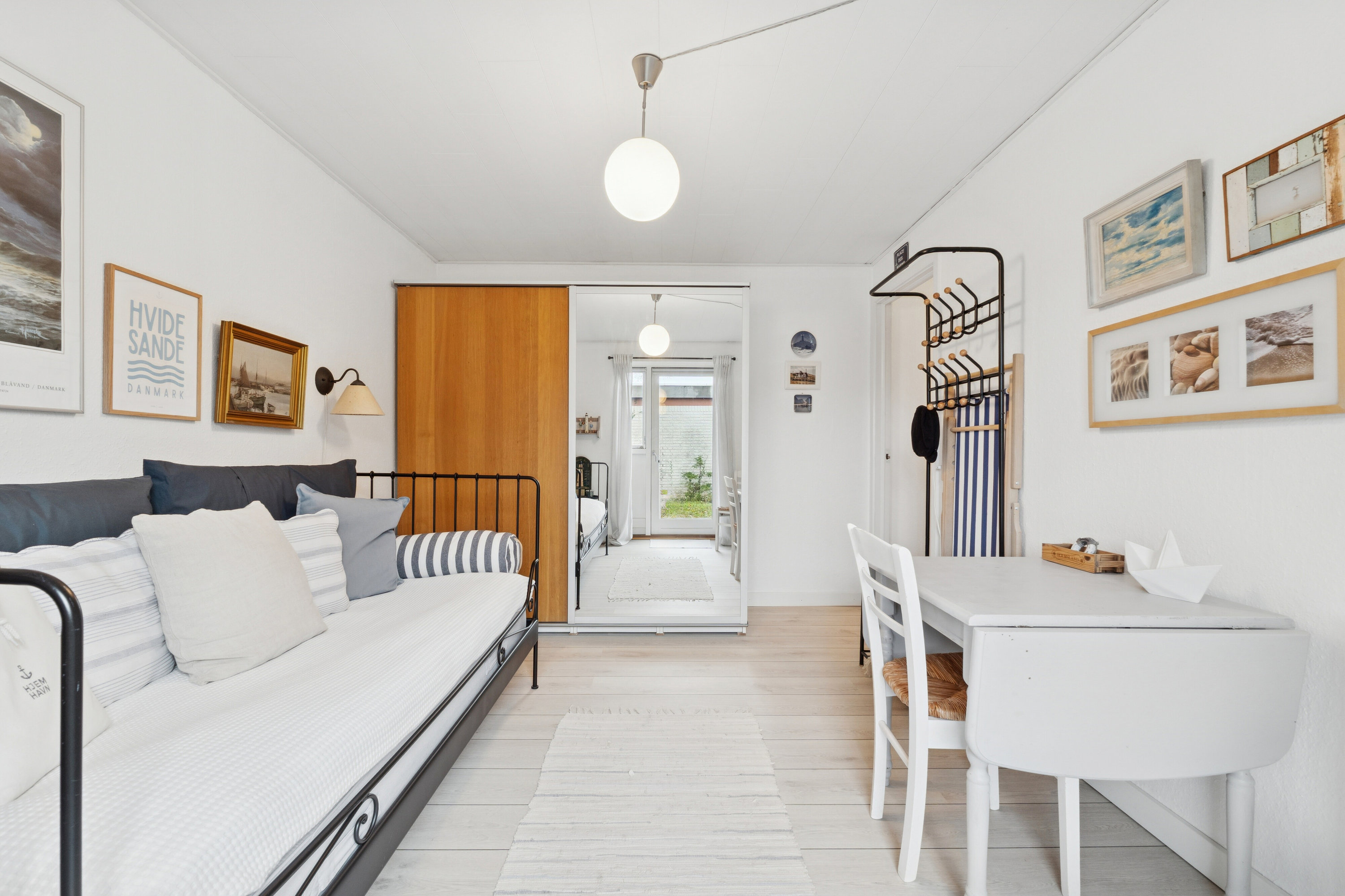 Fremhævet arbejdsværelse billede i fuldskærmstilstand. Billede af Præstevej 131, Korup, 5210 Odense NV