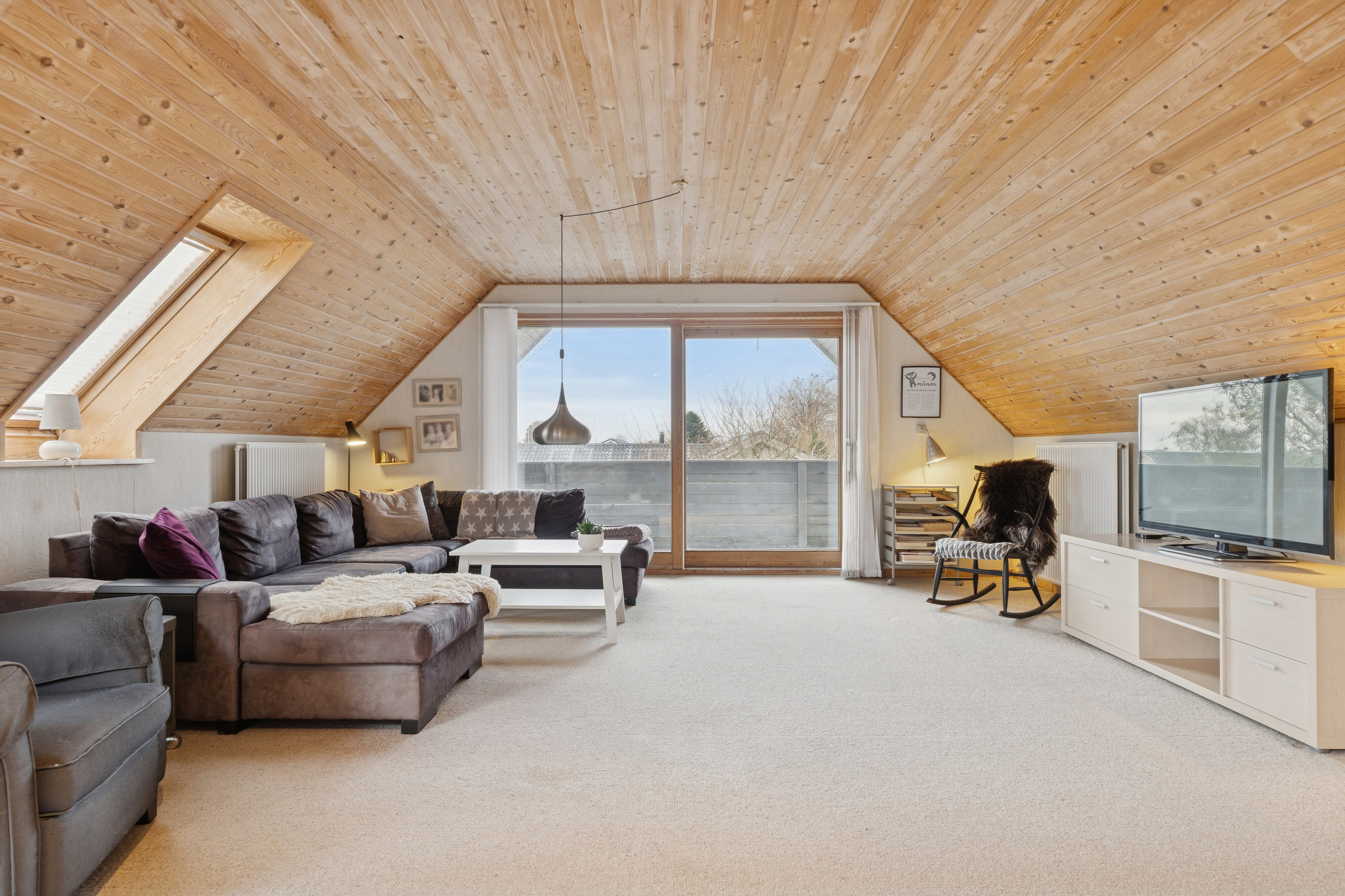 Fremhævet stue billede i fuldskærmstilstand. Billede af Hedebyvej 3, 6330 Padborg