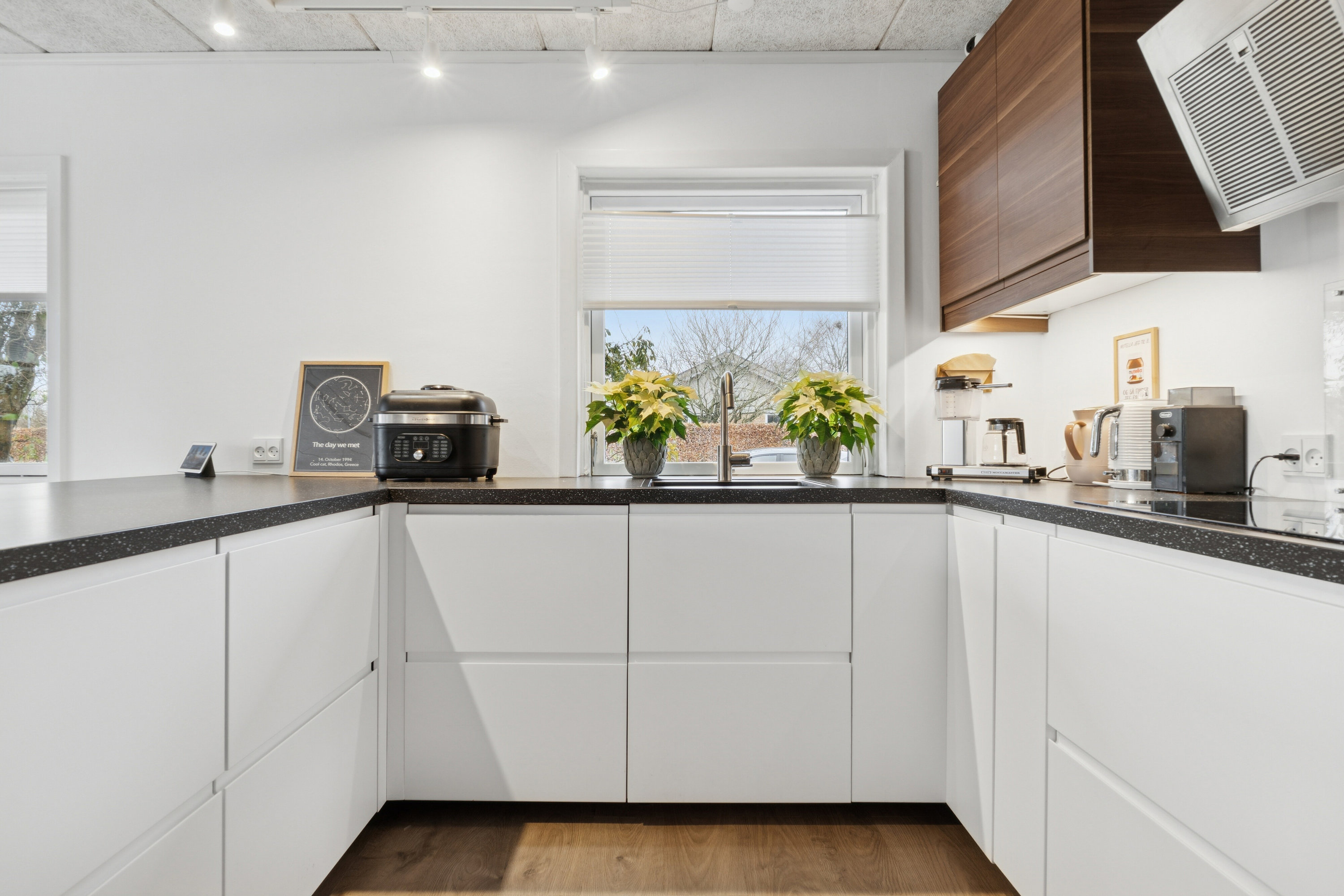 Fremhævet køkken billede i fuldskærmstilstand. Billede af Hedebyvej 3, 6330 Padborg