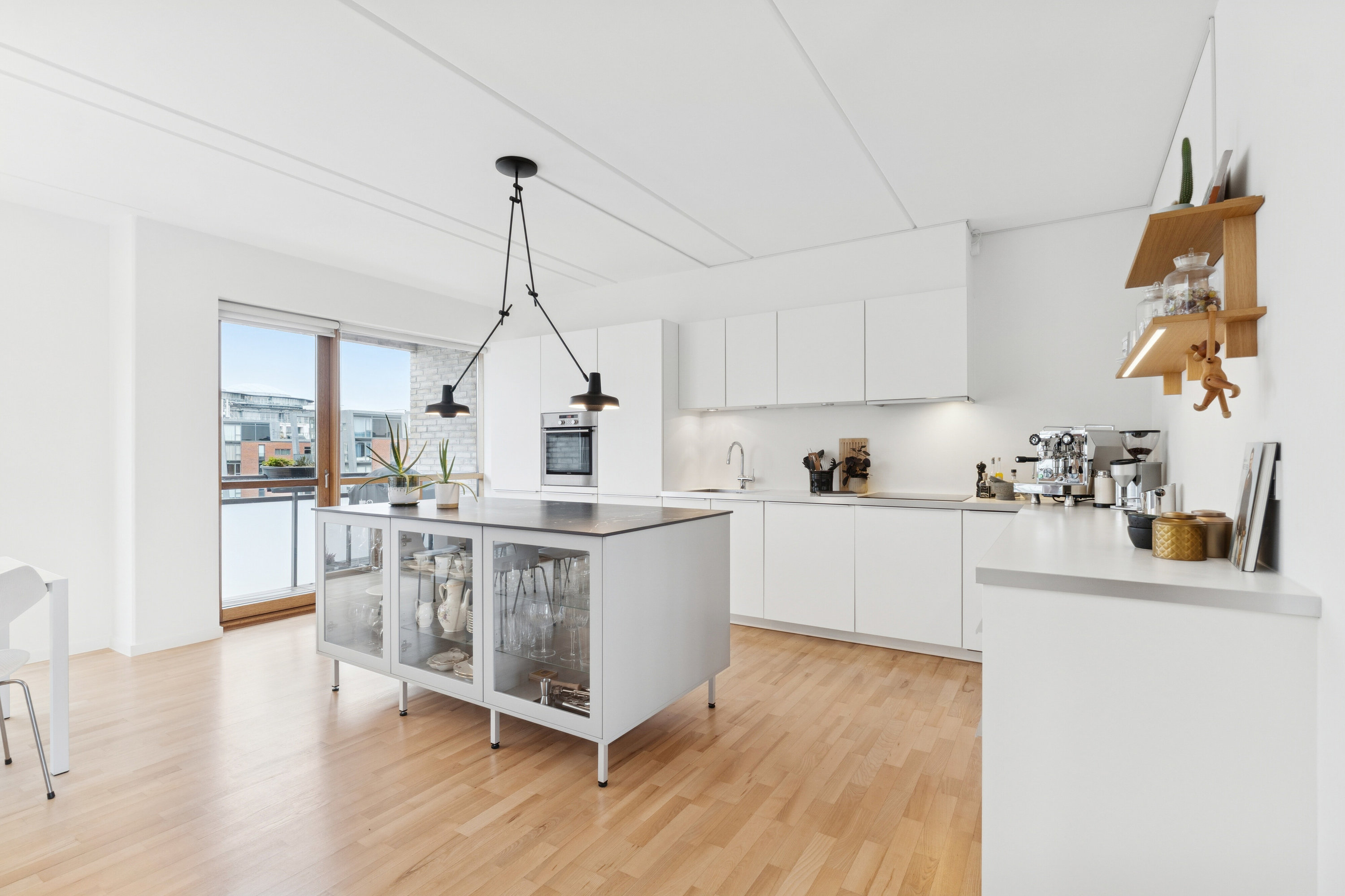 Fremhævet køkken billede i fuldskærmstilstand. Billede af Artillerivej 114, 5., 2300 København S