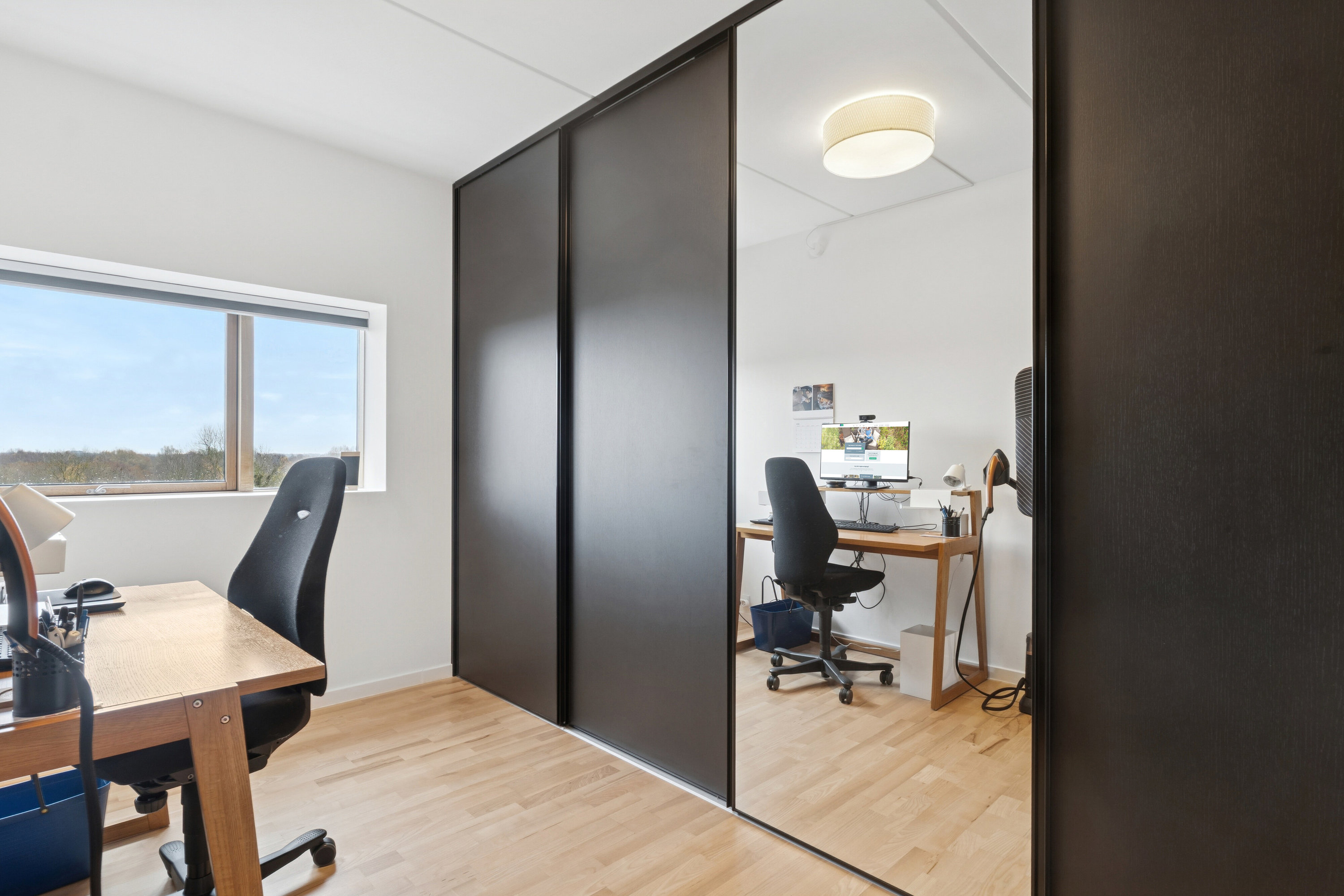 Fremhævet arbejdsværelse billede i fuldskærmstilstand. Billede af Artillerivej 114, 5., 2300 København S