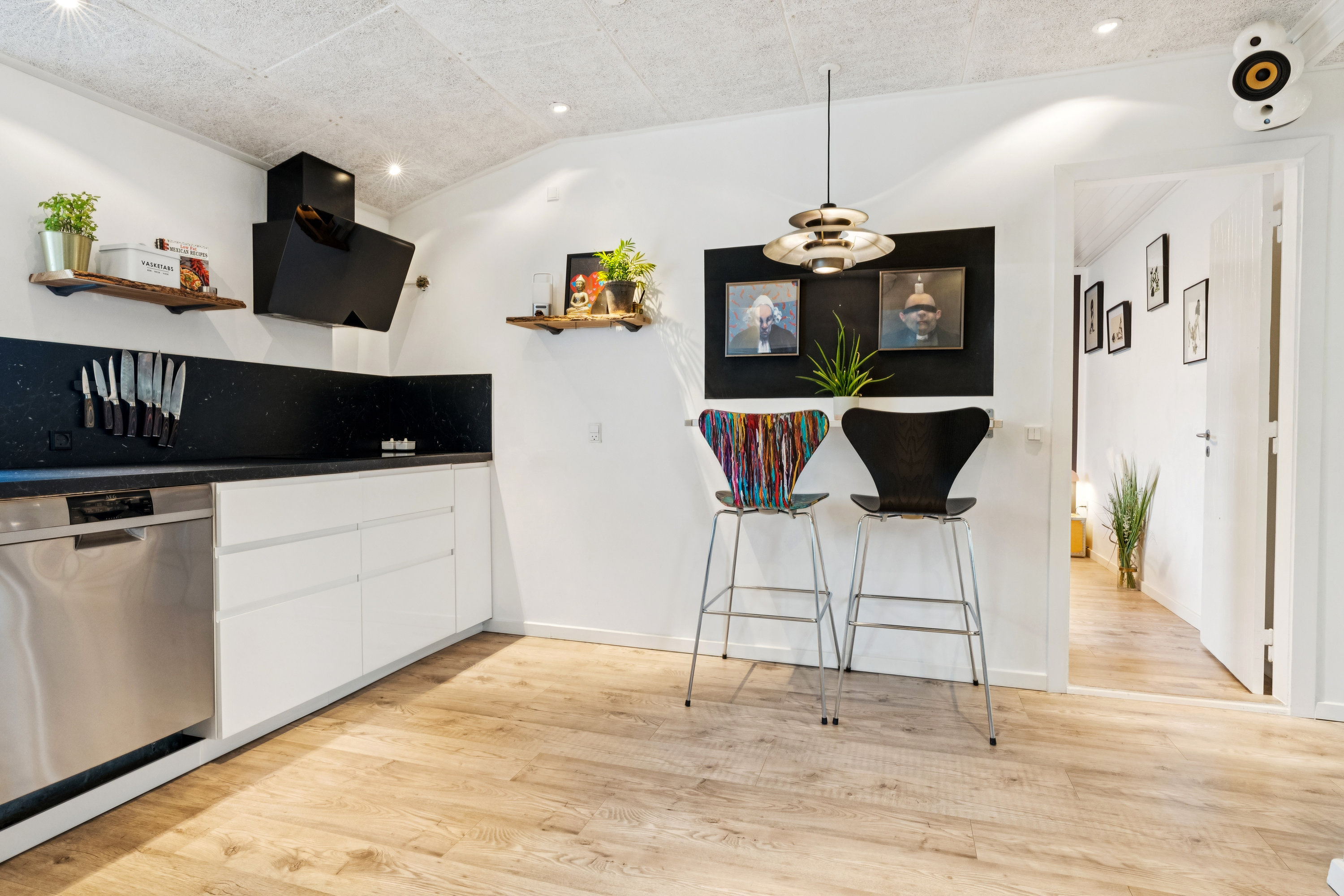 Fremhævet køkken billede i fuldskærmstilstand. Billede af Rungsvej 58, 9200 Aalborg SV