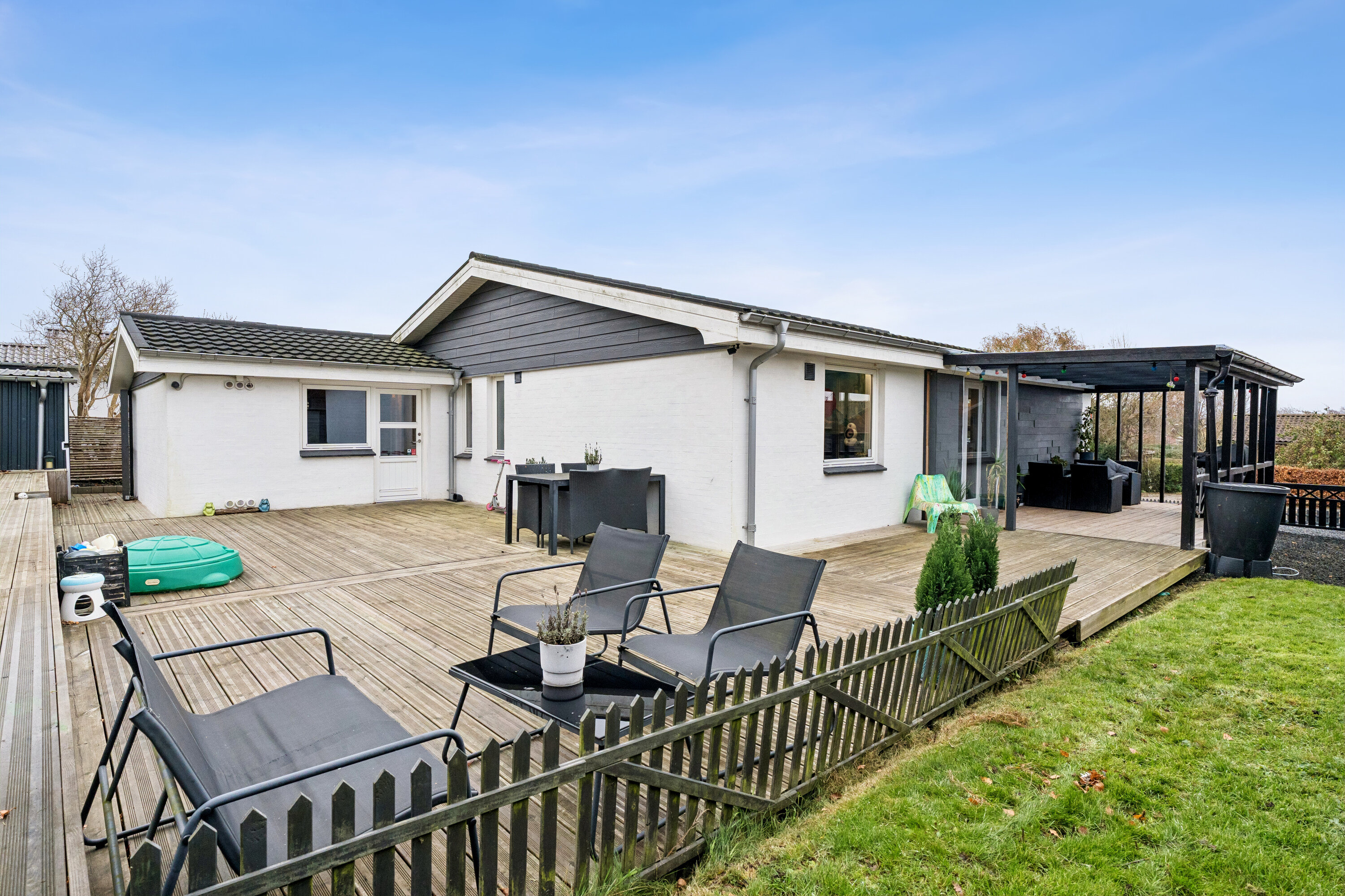 Fremhævet andet billede i fuldskærmstilstand. Billede af Rungsvej 58, 9200 Aalborg SV