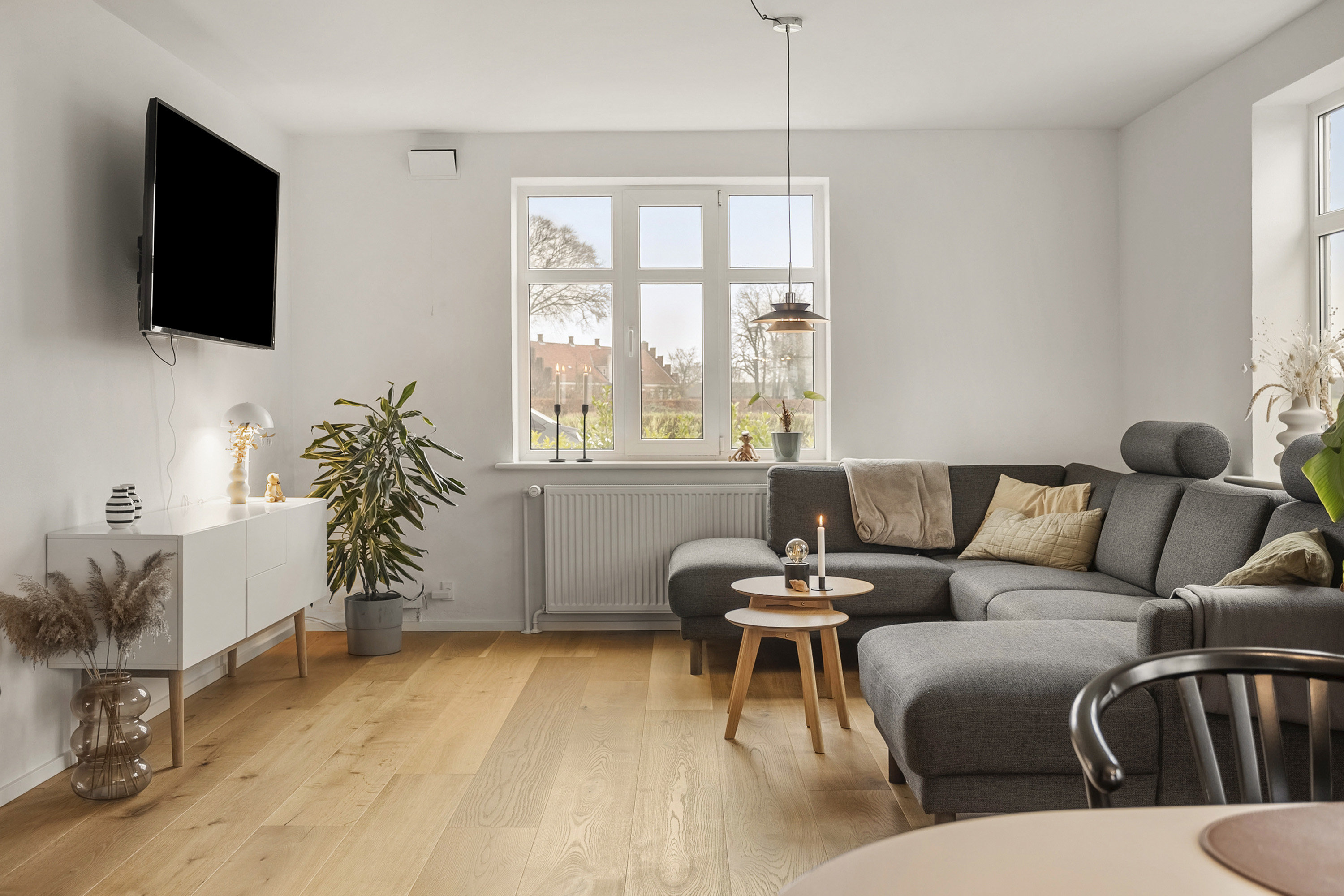 Fremhævet stue billede i fuldskærmstilstand. Billede af Skravevej 8, Københoved, 6630 Rødding