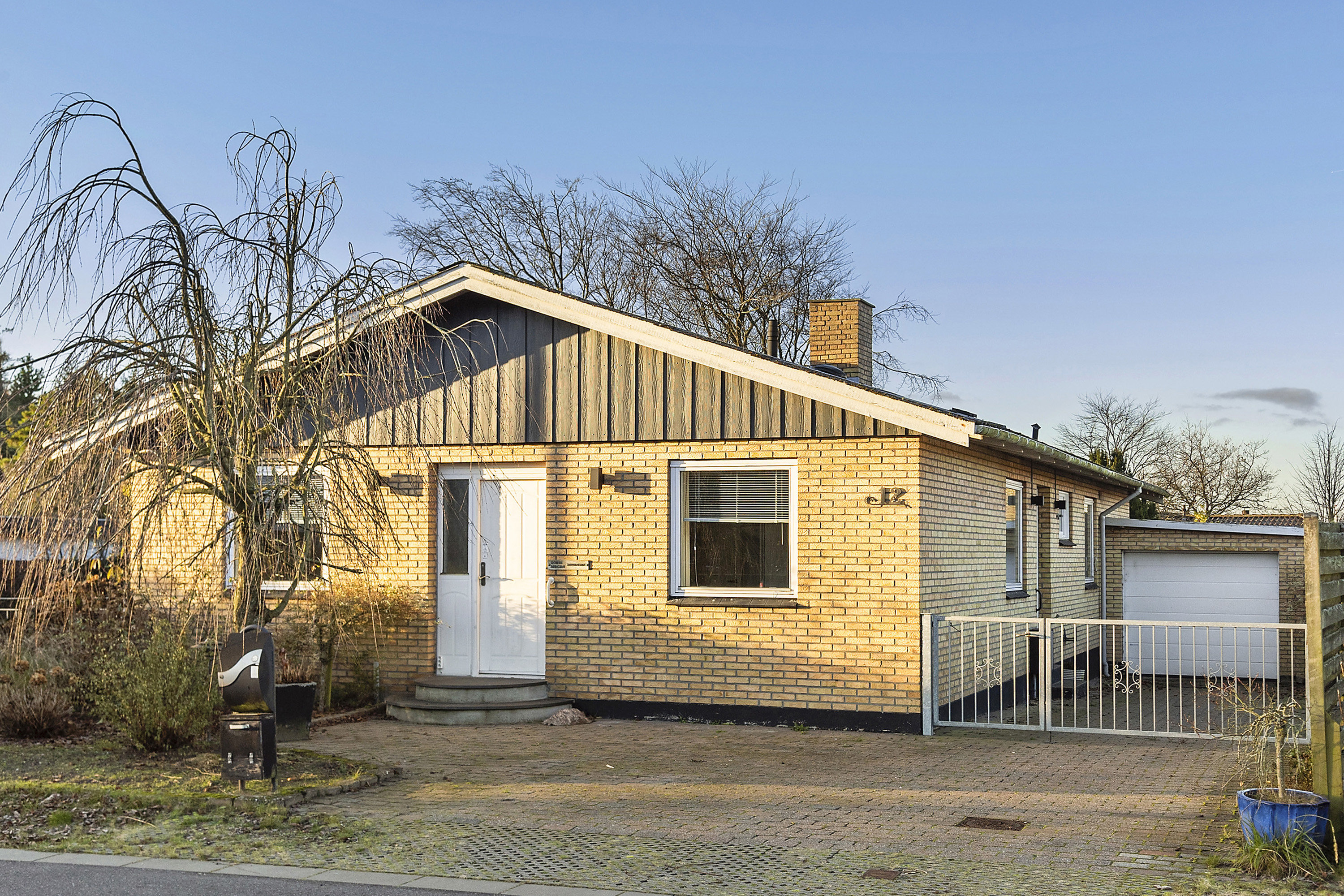 Miniaturebillede 1: ejendommen. Billede af Munkekæret 12, Bjergby, 9800 Hjørring