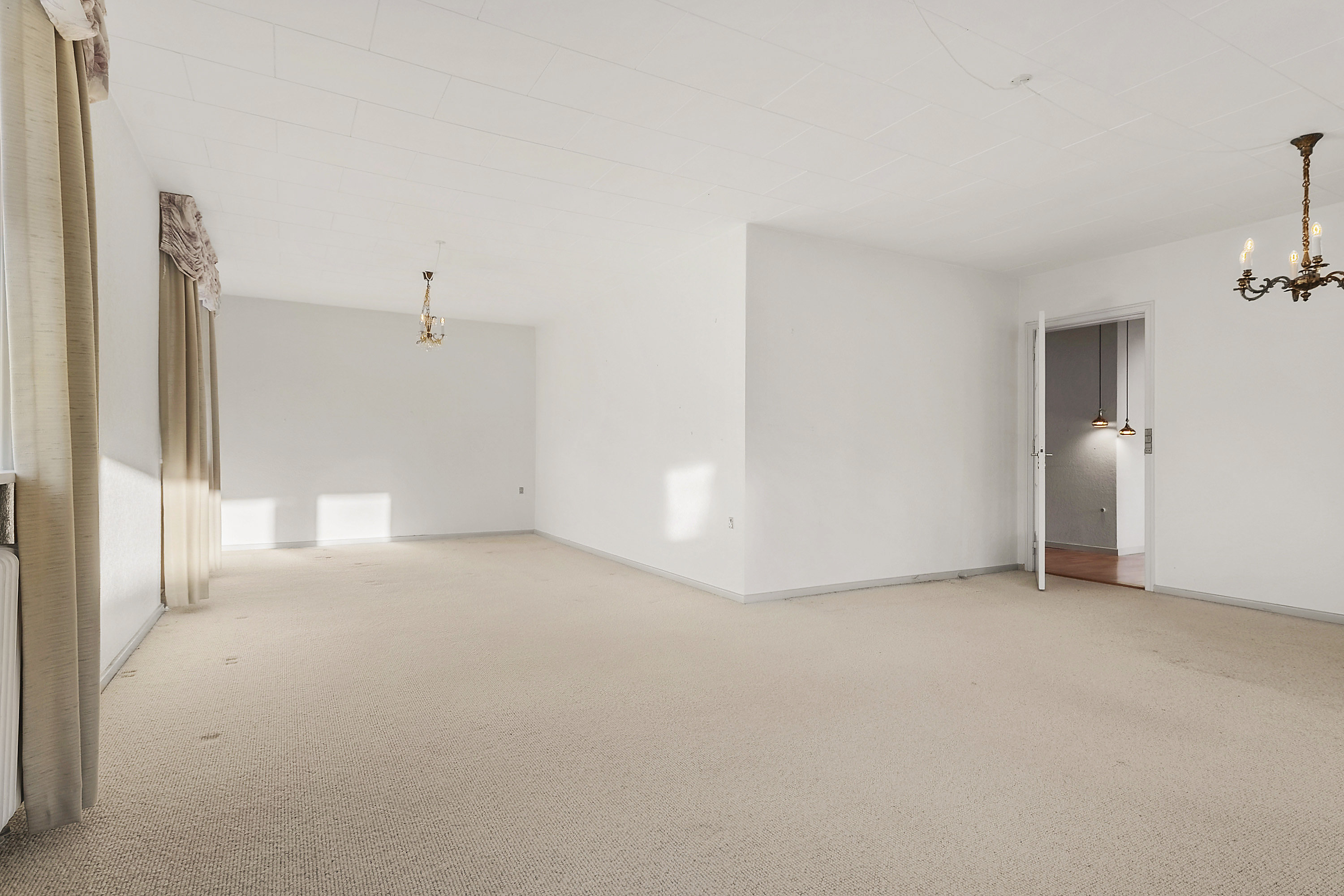 Fremhævet stue billede i fuldskærmstilstand. Billede af Munkekæret 12, Bjergby, 9800 Hjørring