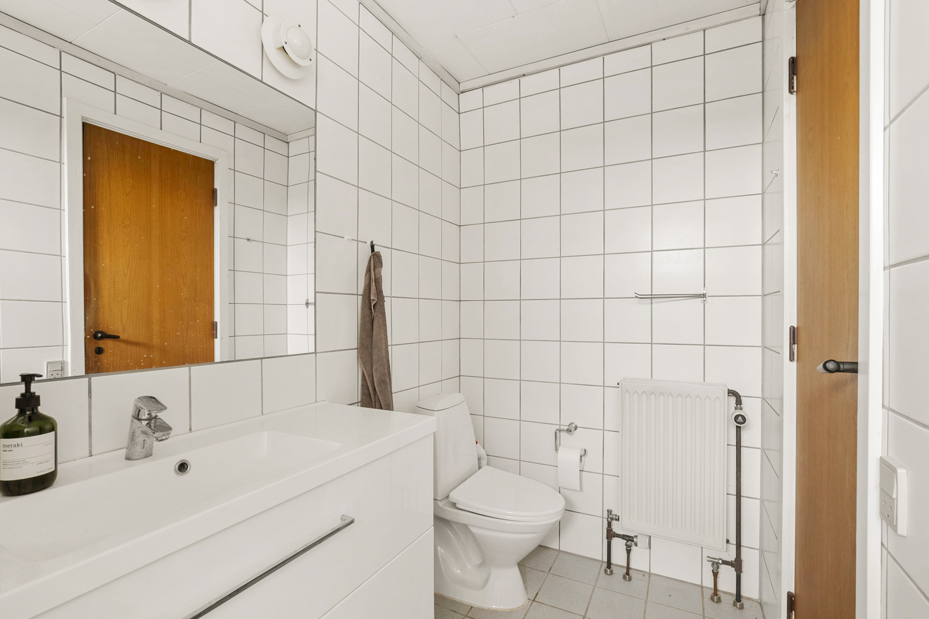 Fremhævet badeværelse billede i fuldskærmstilstand. Billede af Nellikevej 21, Bellinge, 5250 Odense SV