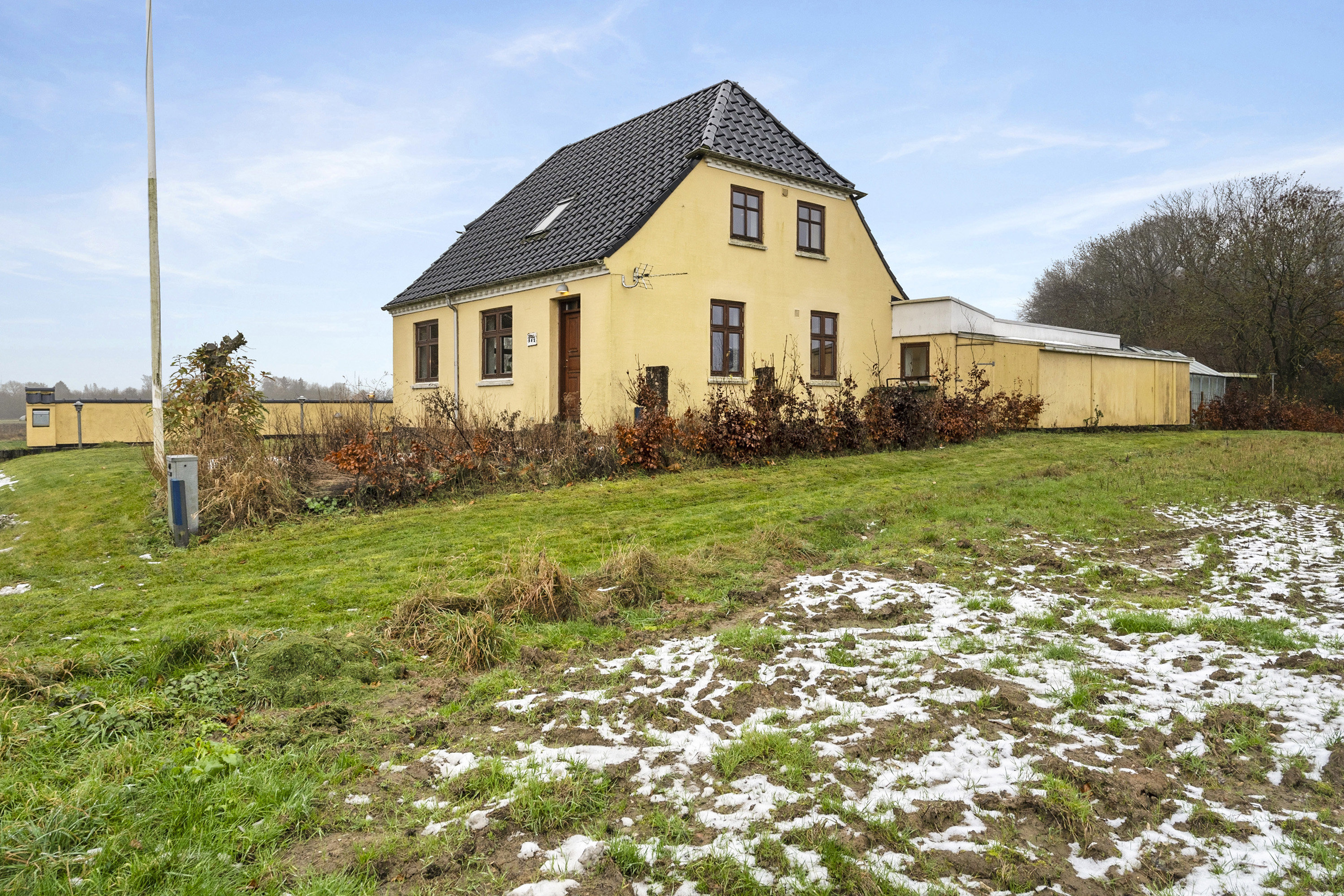 Miniaturebillede 2: ejendommen. Billede af Bjerrevej 374, Gramrode, 7130 Juelsminde