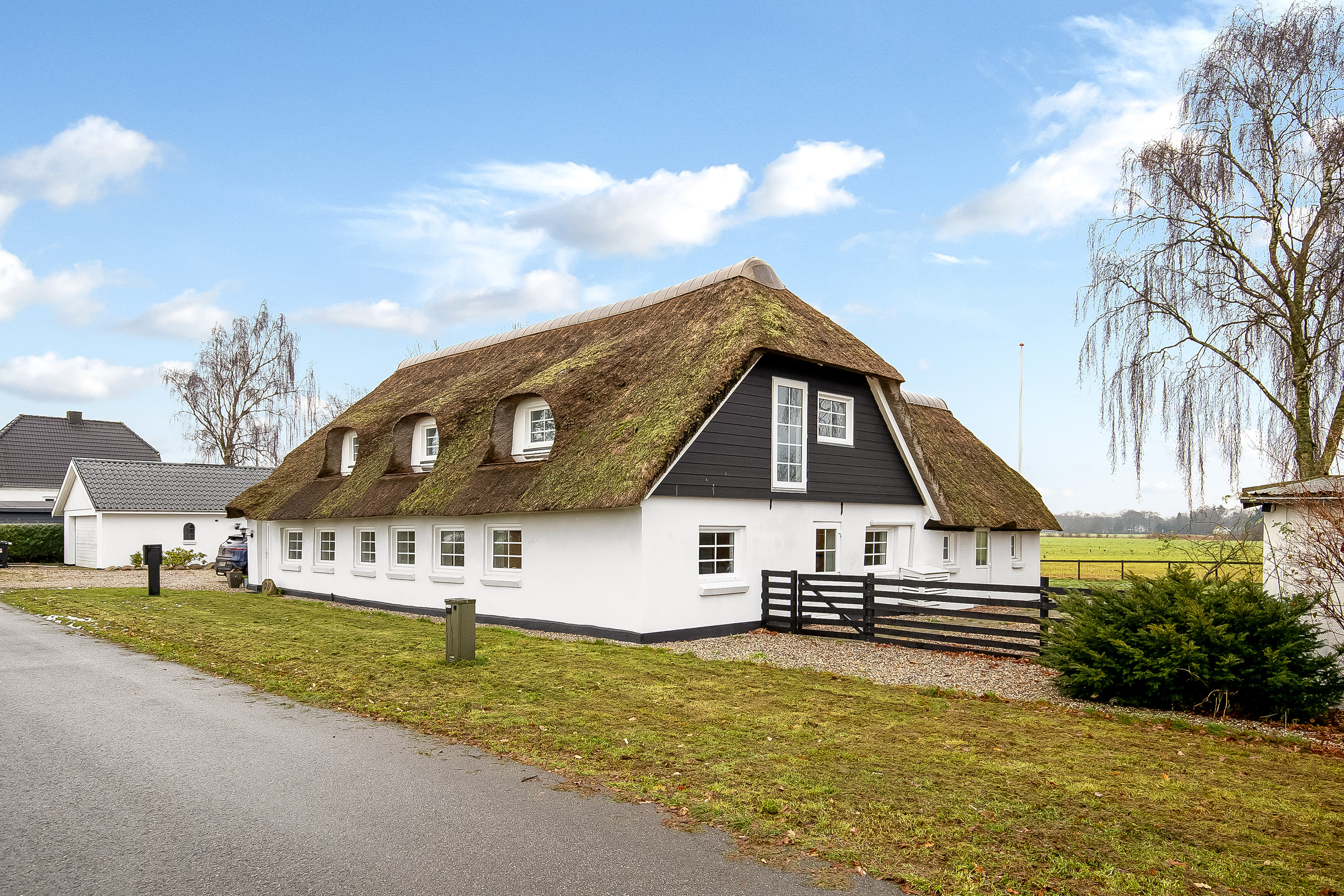 Fremhævet ejendommen billede i fuldskærmstilstand. Billede af Skomagergade 30, 6093 Sjølund