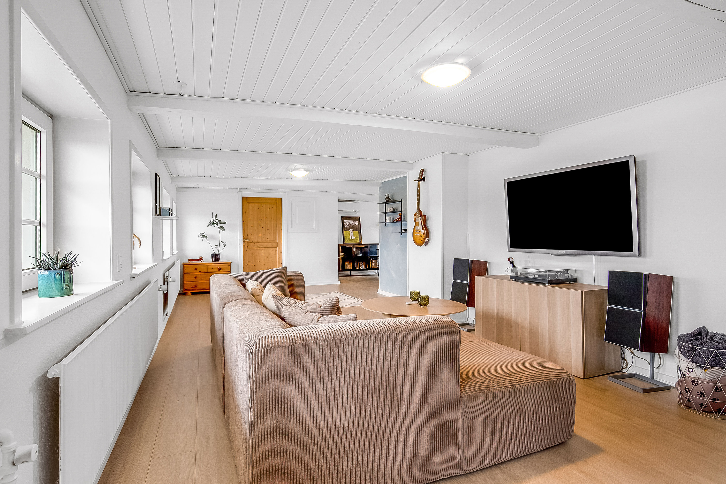 Fremhævet stue billede i fuldskærmstilstand. Billede af Skomagergade 30, 6093 Sjølund