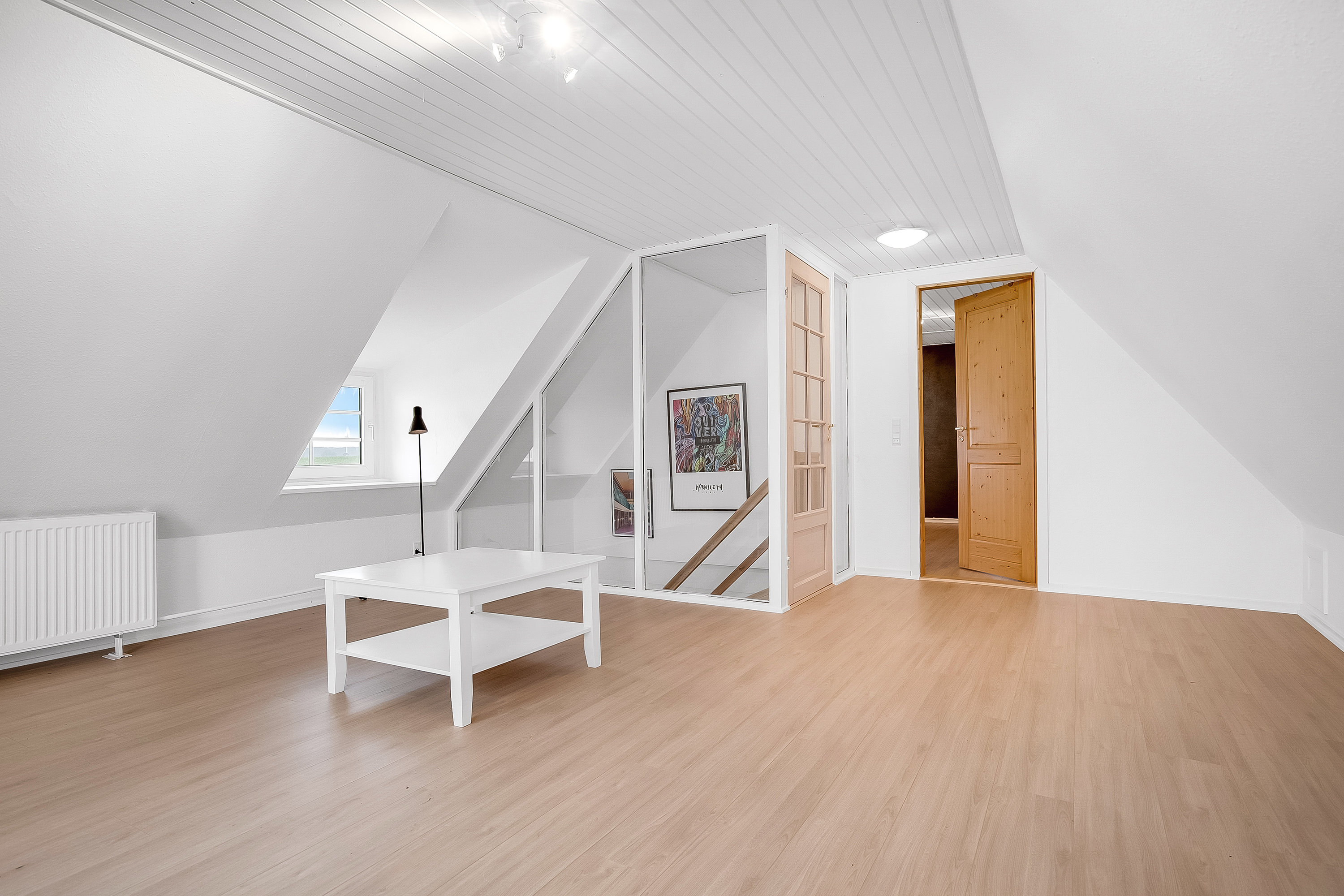 Fremhævet stue billede i fuldskærmstilstand. Billede af Skomagergade 30, 6093 Sjølund