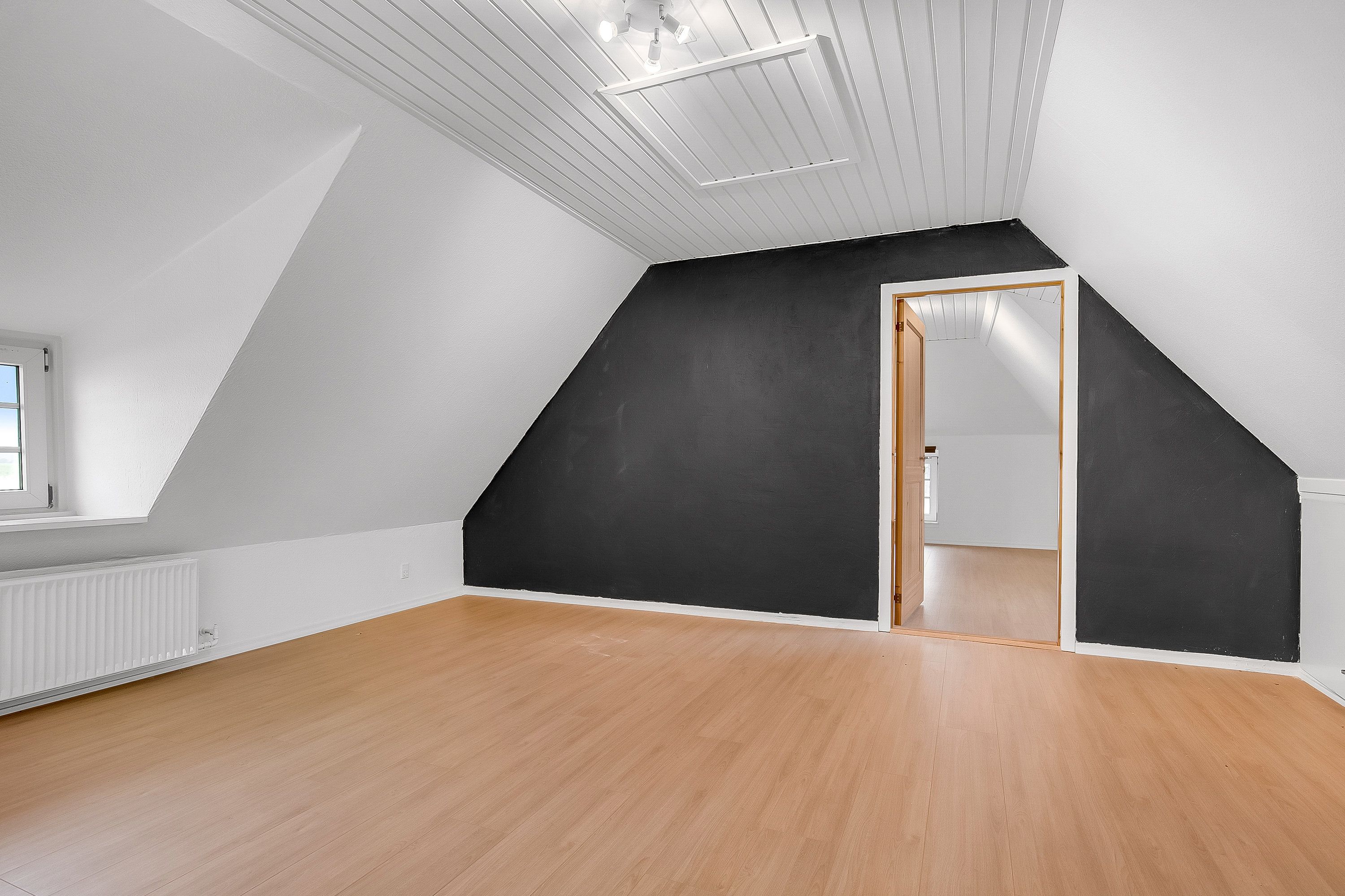 Fremhævet værelse billede i fuldskærmstilstand. Billede af Skomagergade 30, 6093 Sjølund