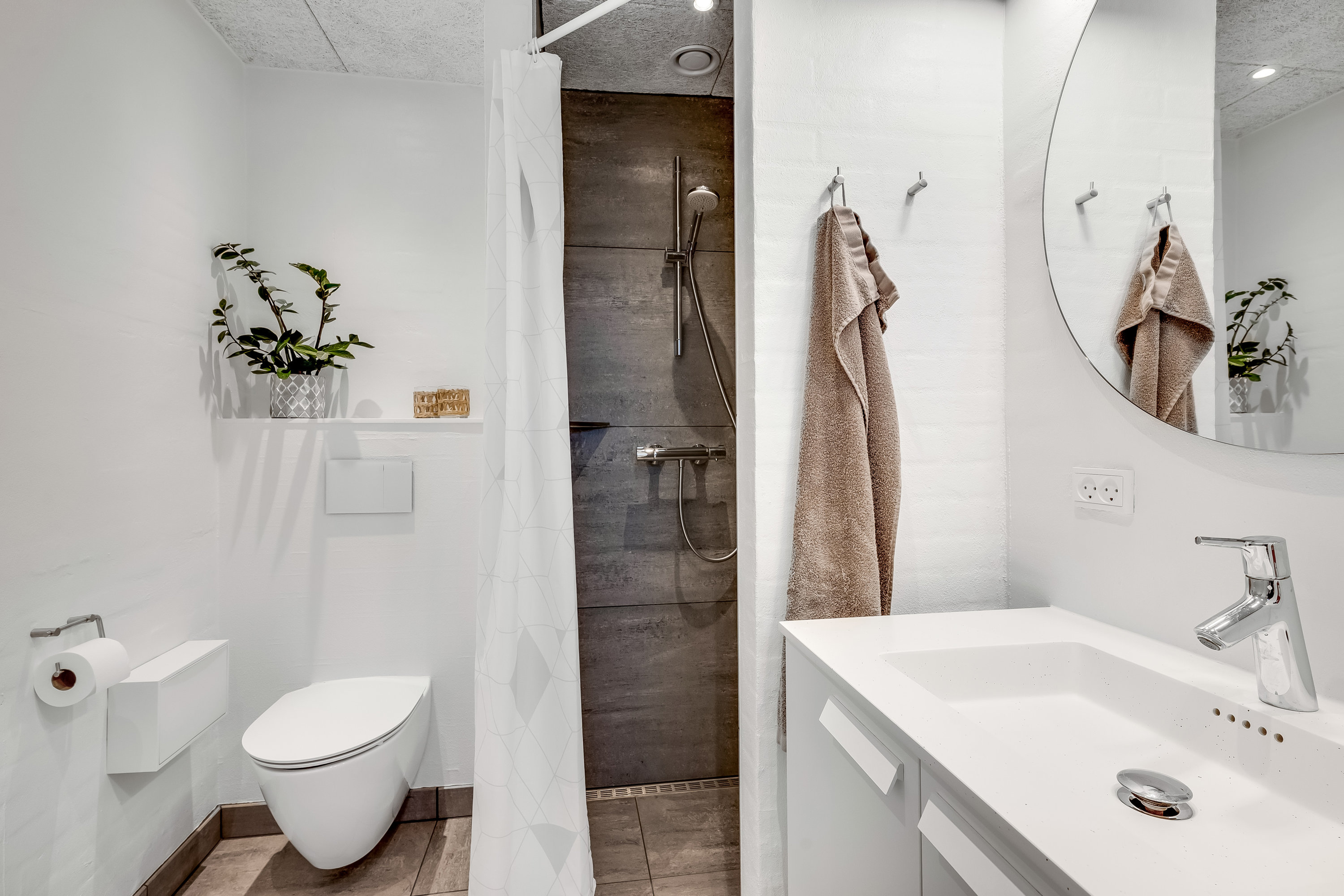 Fremhævet badeværelse billede i fuldskærmstilstand. Billede af Webersvej 51, 7500 Holstebro