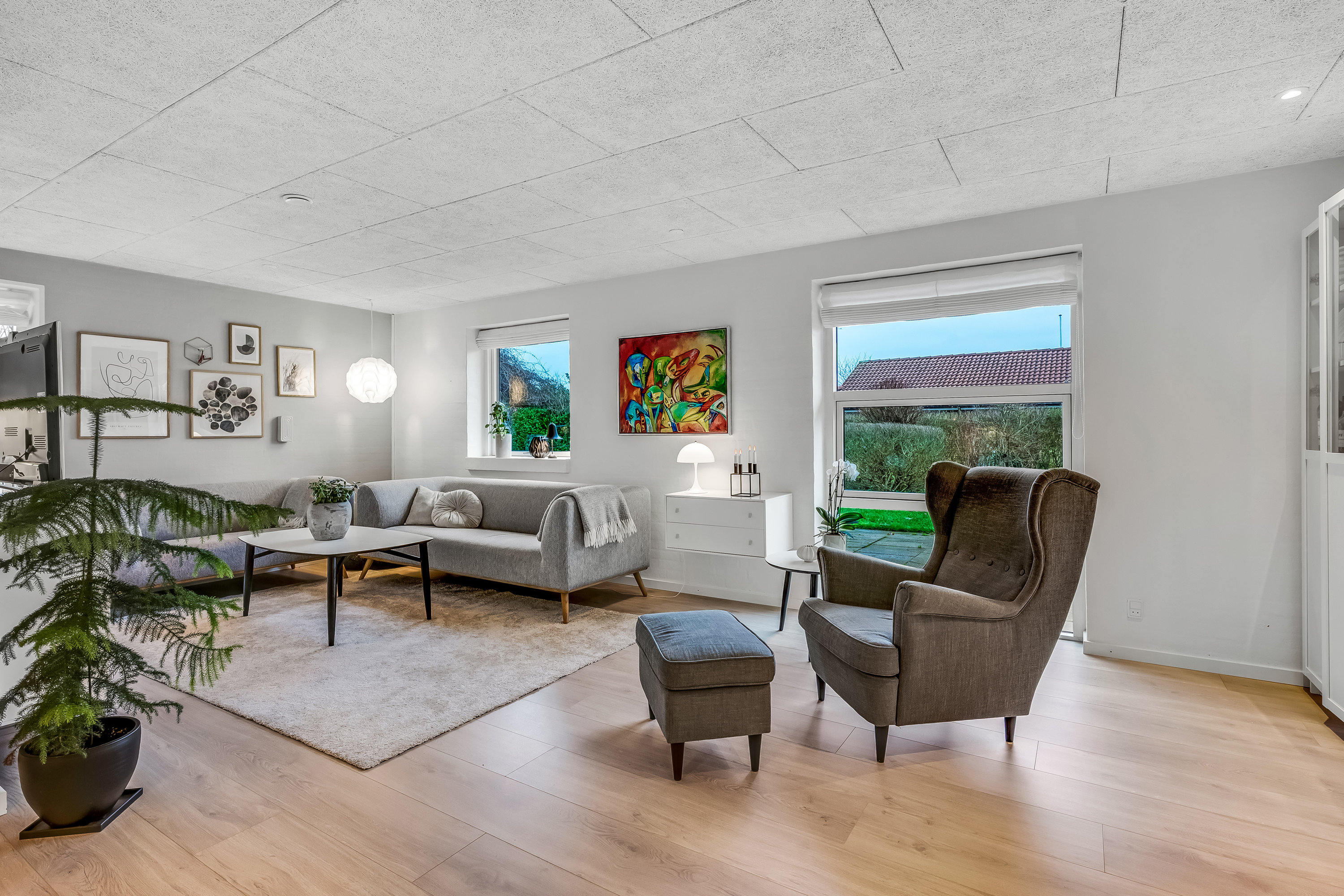 Fremhævet stue billede i fuldskærmstilstand. Billede af Webersvej 51, 7500 Holstebro