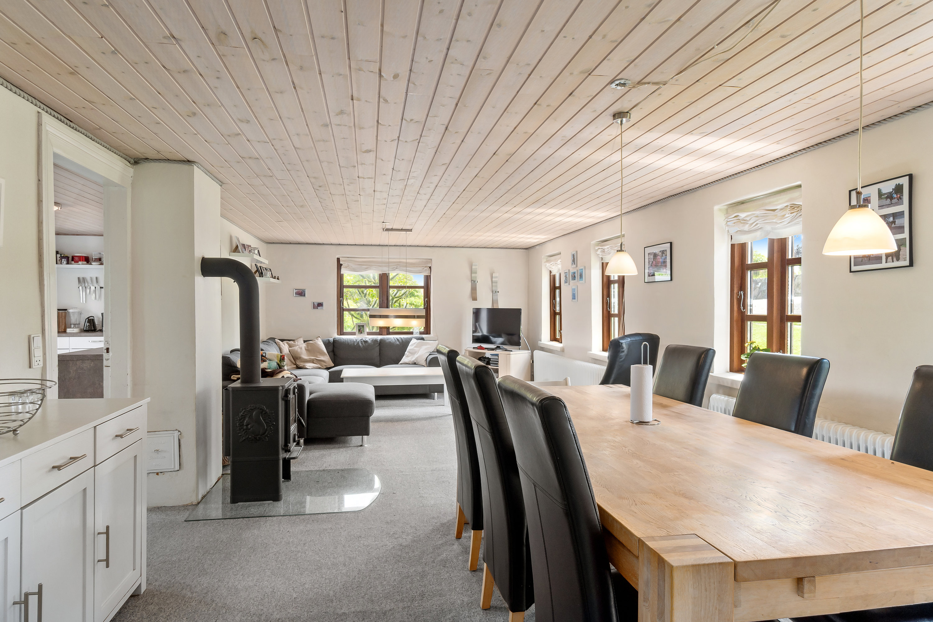 Fremhævet stue billede i fuldskærmstilstand. Billede af Brejningvej 20, Brjn Kirkeby, 6971 Spjald