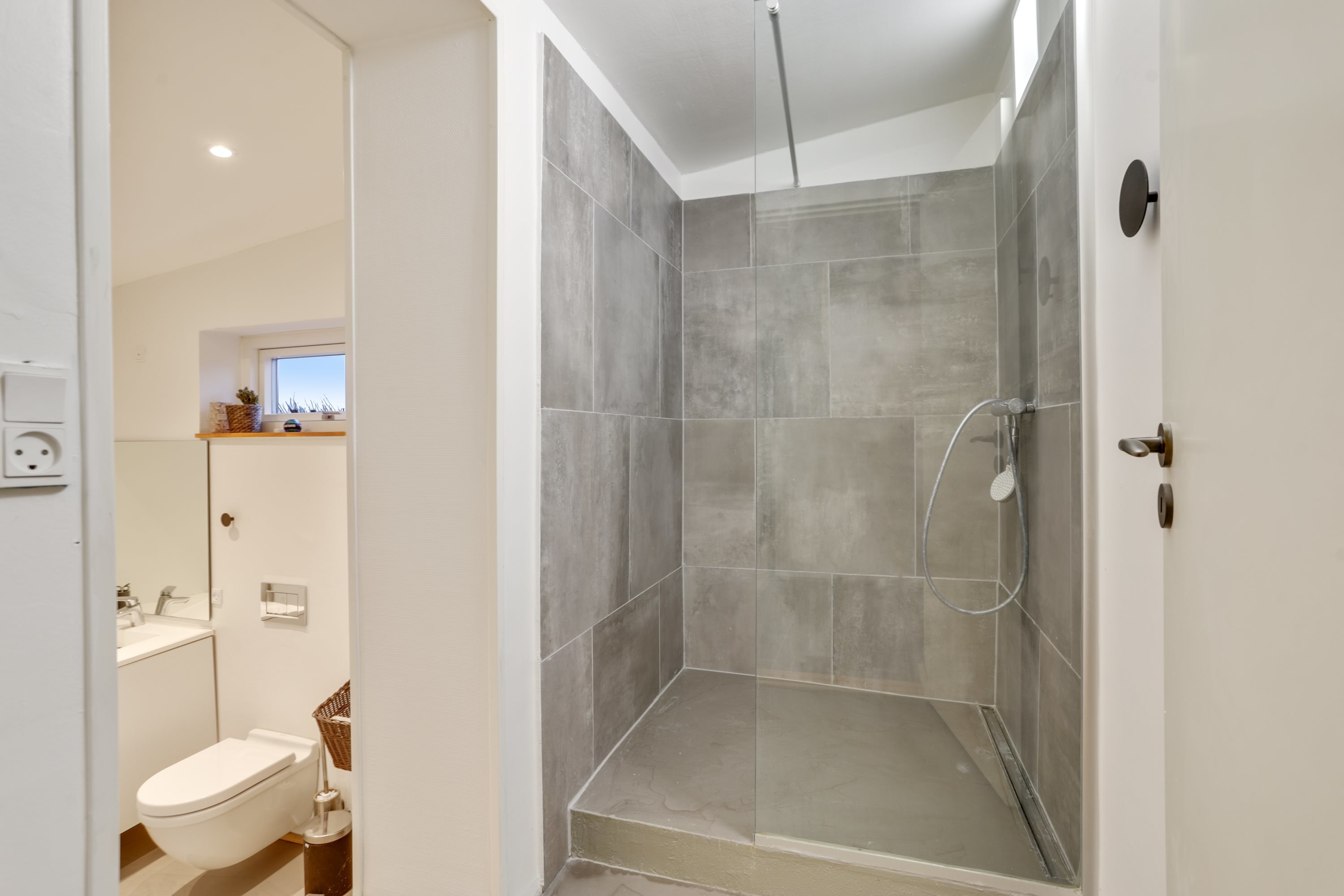 Fremhævet  billede i fuldskærmstilstand. Billede af Skovgårdsvej 7, Vejgaard, 9000 Aalborg