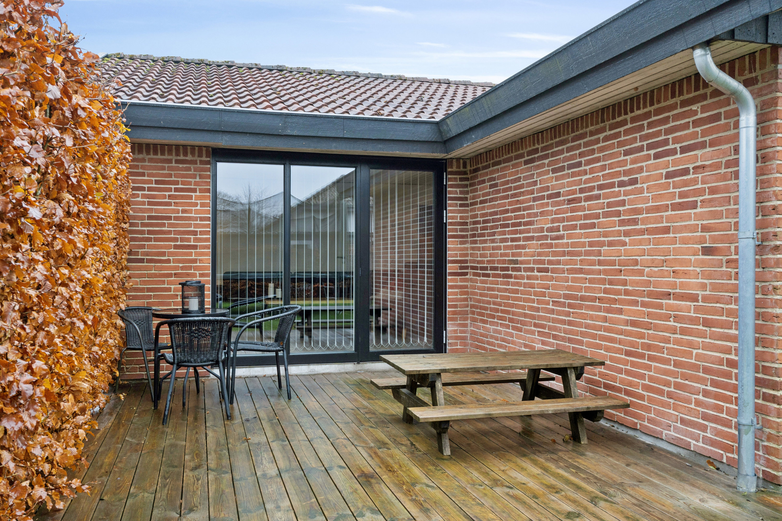 Fremhævet terrasse billede i fuldskærmstilstand. Billede af Granvænget 18, Smedeby, 6340 Kruså