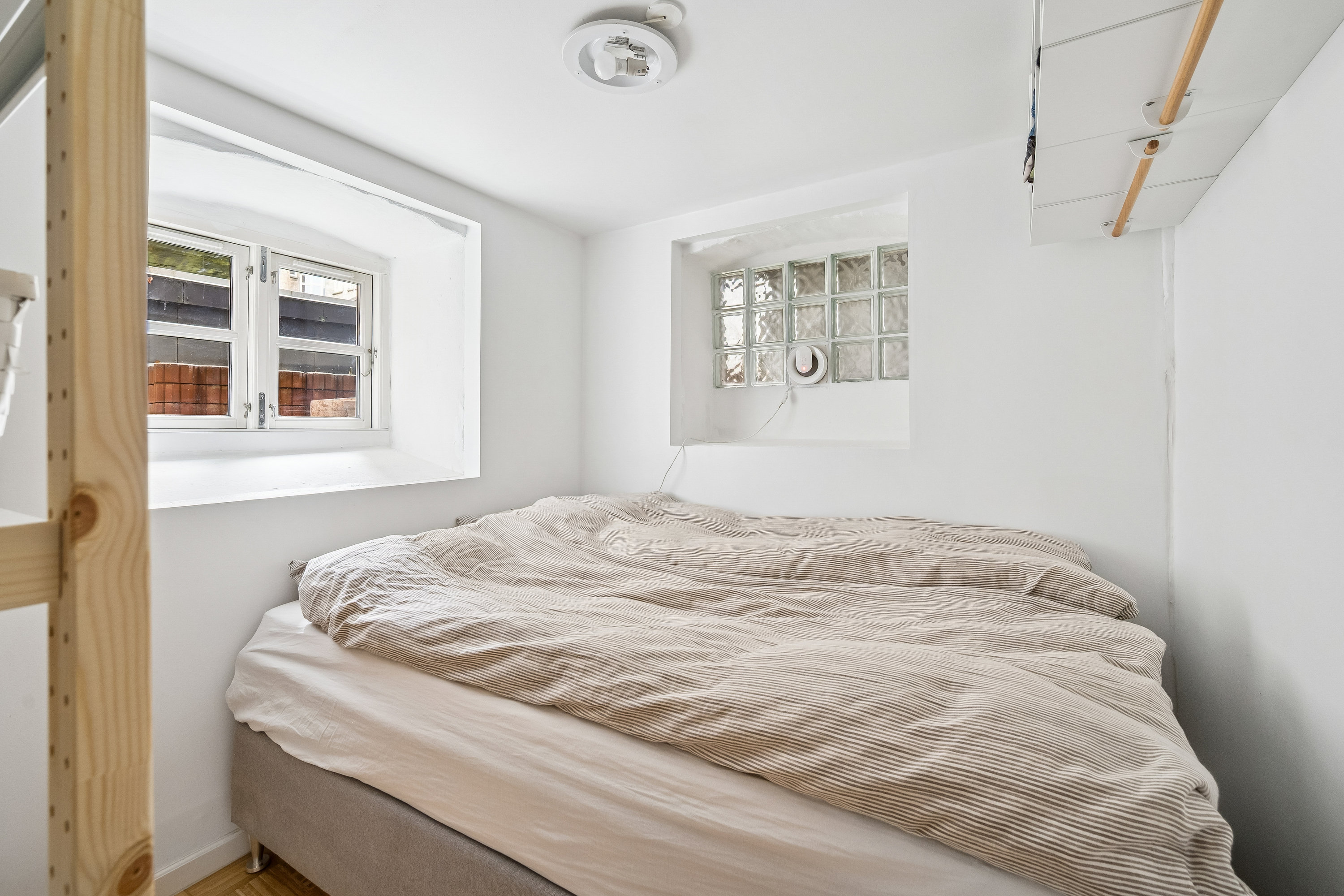 Fremhævet værelse billede i fuldskærmstilstand. Billede af Christiansgade 8, kld.., 8000 Aarhus C