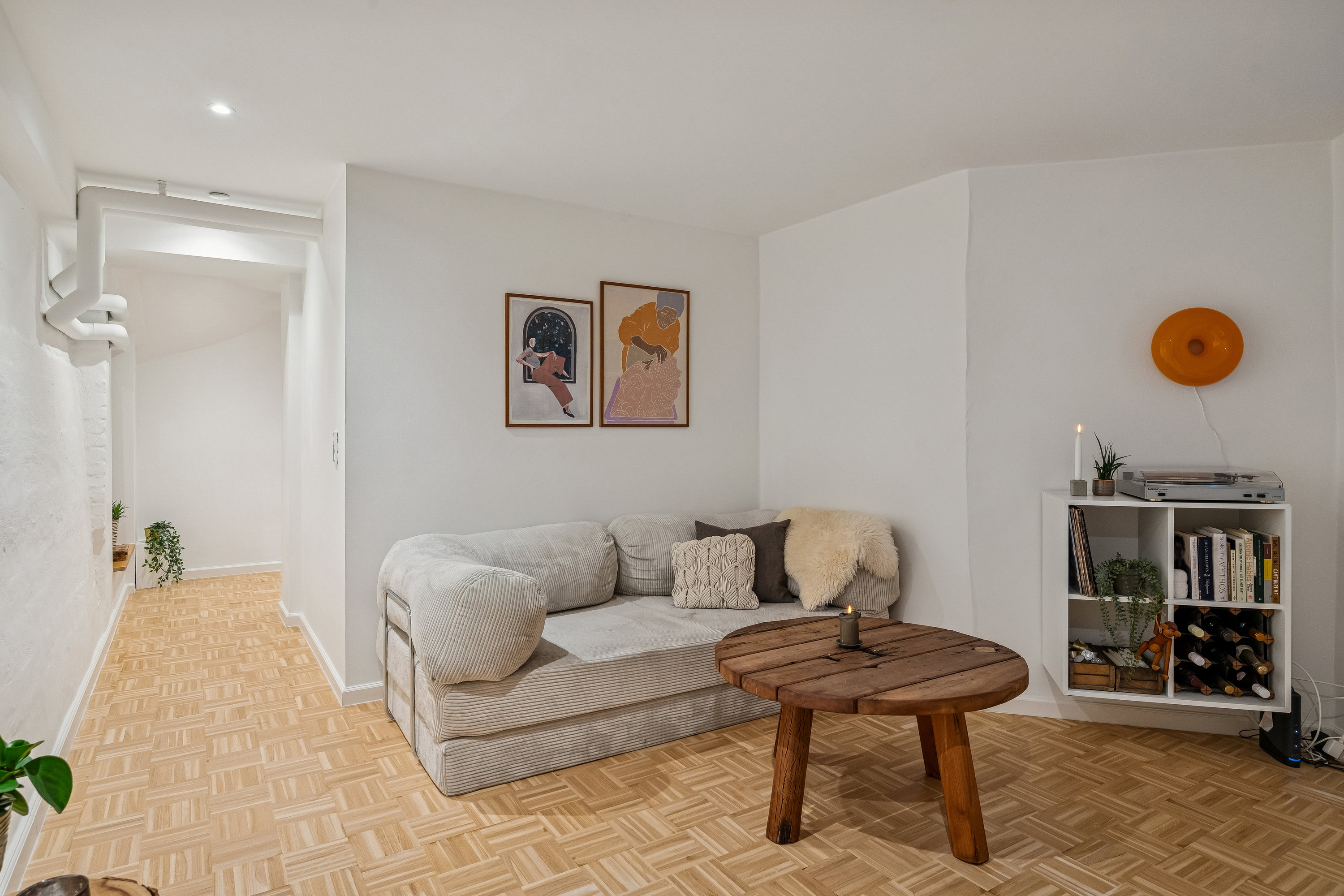 Fremhævet værelse billede i fuldskærmstilstand. Billede af Christiansgade 8, kld.., 8000 Aarhus C