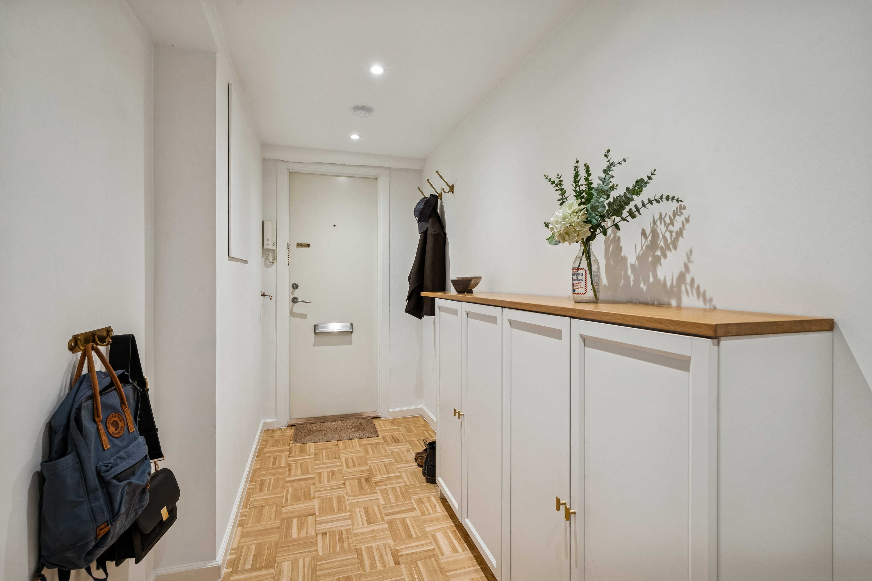 Fremhævet gang billede i fuldskærmstilstand. Billede af Christiansgade 8, kld.., 8000 Aarhus C