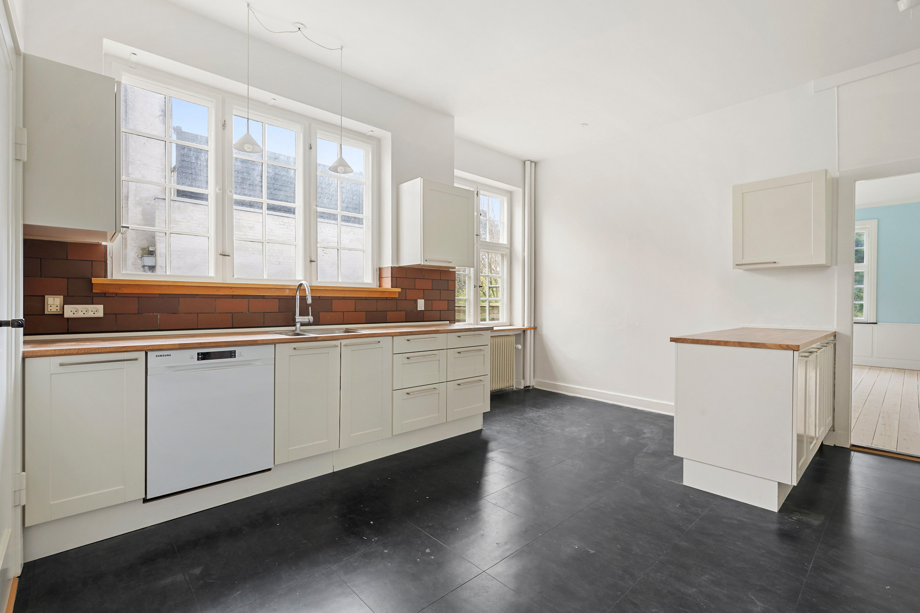 Fremhævet  billede i fuldskærmstilstand. Billede af Barsehøj 10, 2900 Hellerup