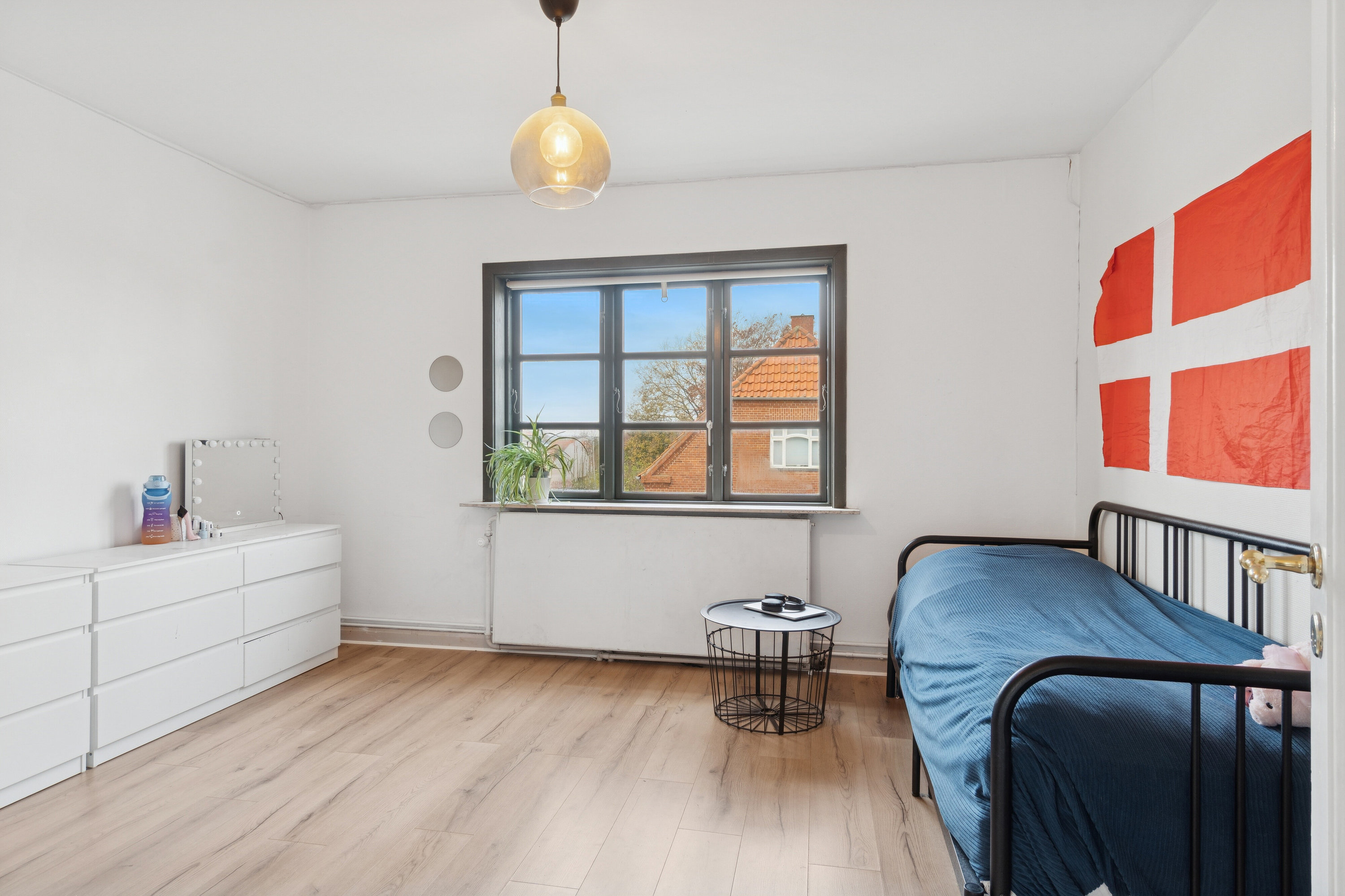 Fremhævet soveværelse billede i fuldskærmstilstand. Billede af Rolighedsvej 18, 4200 Slagelse