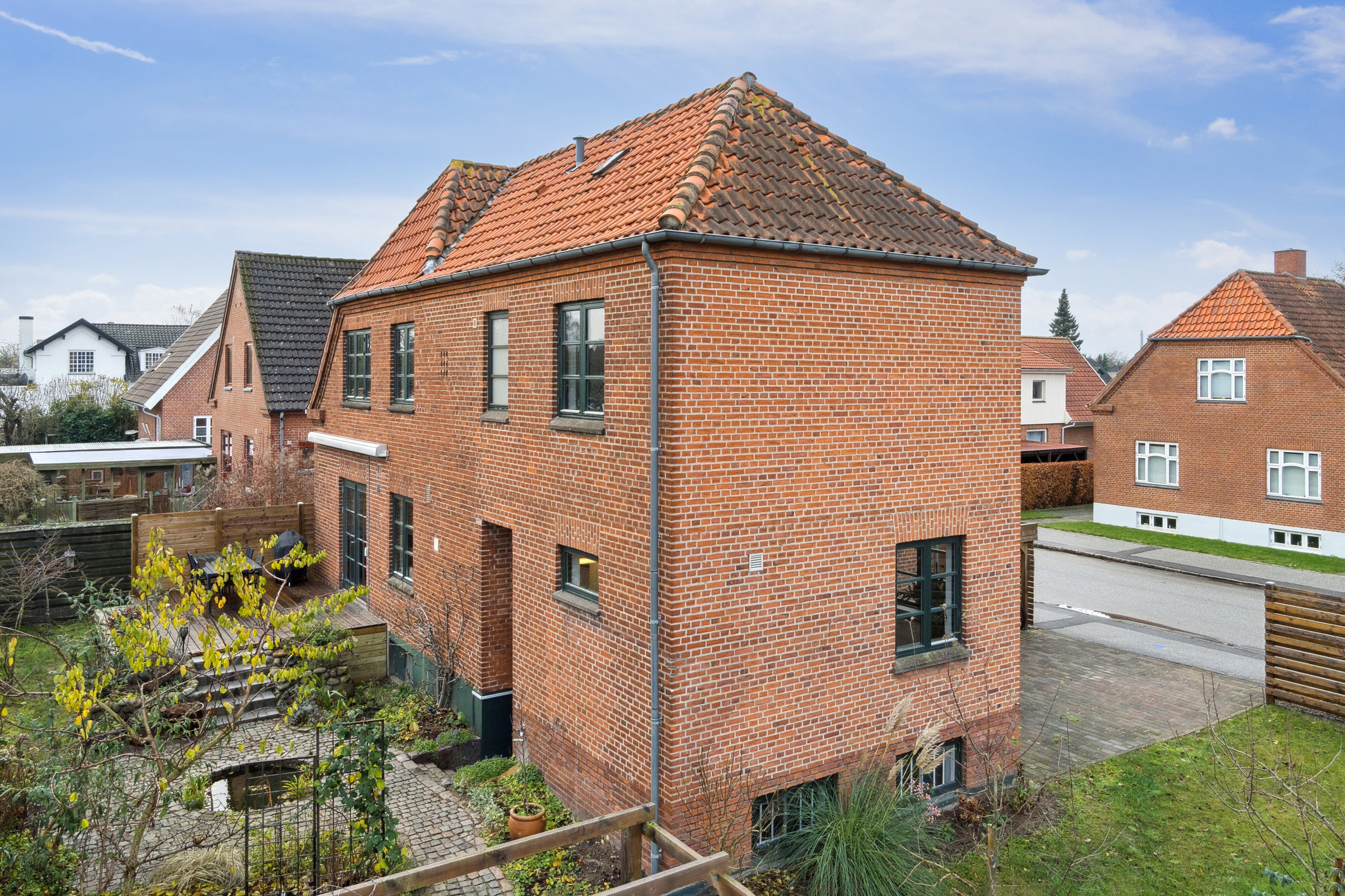 Fremhævet set fra haven billede i fuldskærmstilstand. Billede af Rolighedsvej 18, 4200 Slagelse