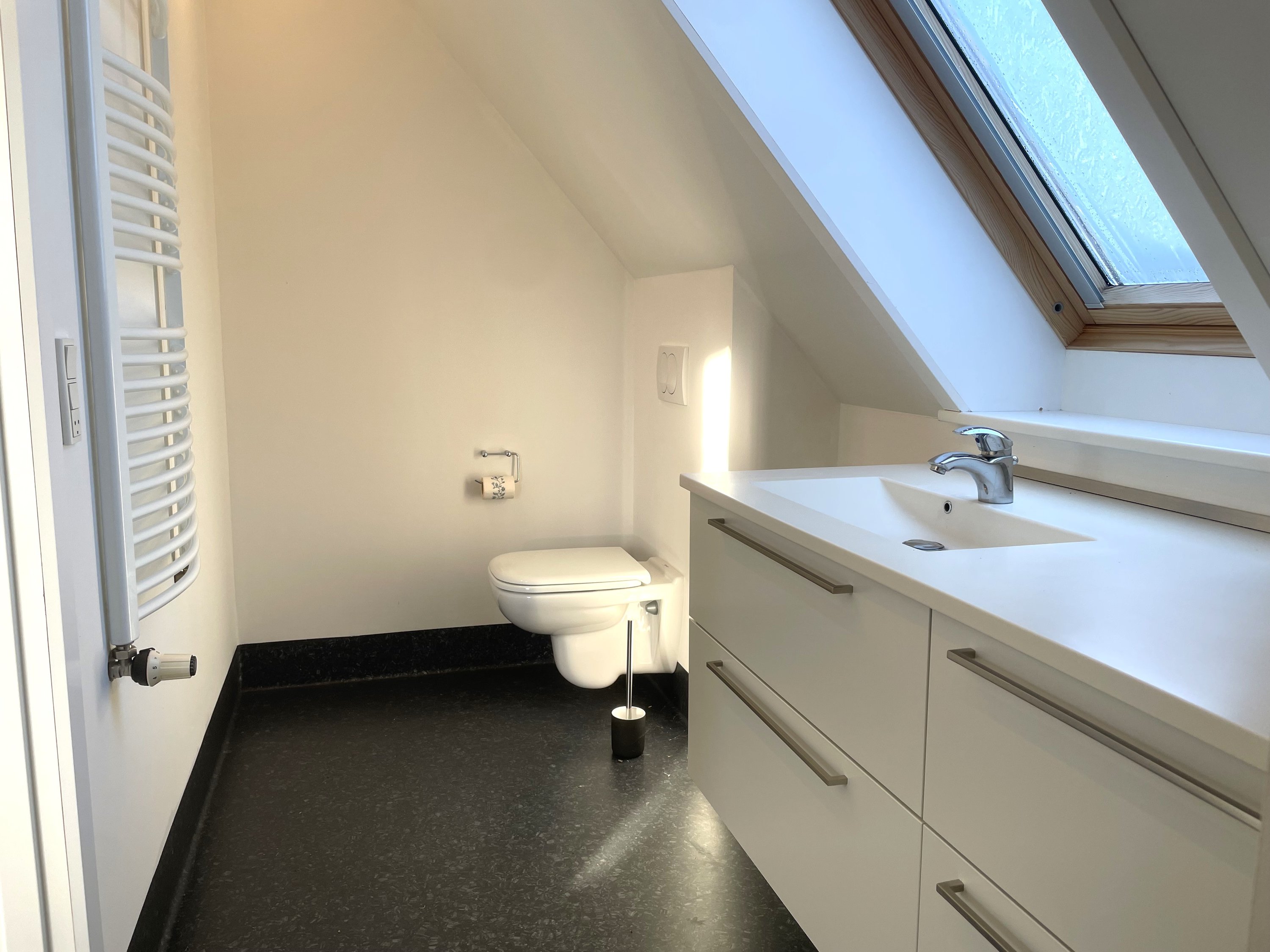 Fremhævet  billede i fuldskærmstilstand. Billede af Byskellet 3, Rindum, 6950 Ringkøbing