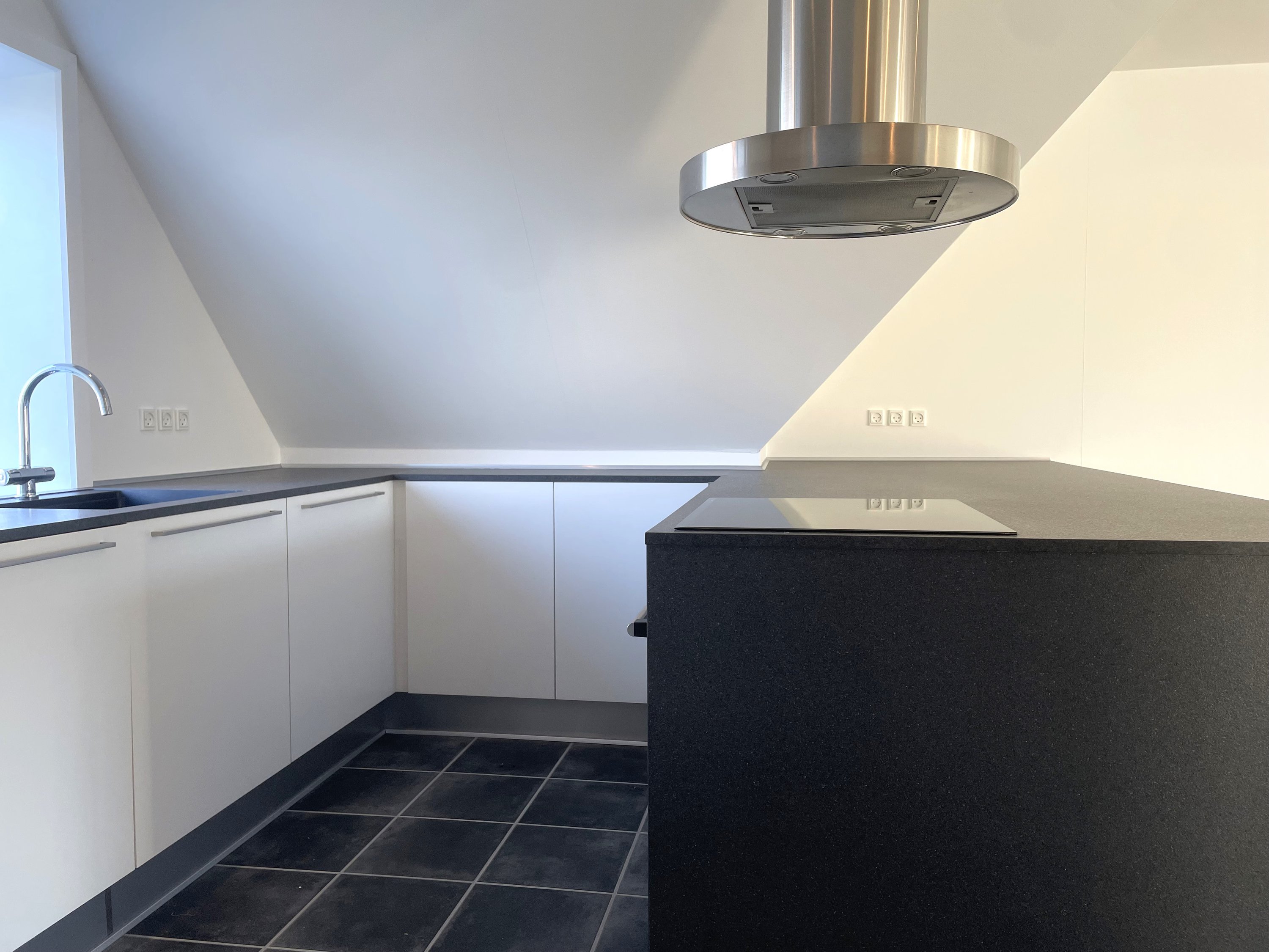 Fremhævet  billede i fuldskærmstilstand. Billede af Byskellet 3, Rindum, 6950 Ringkøbing