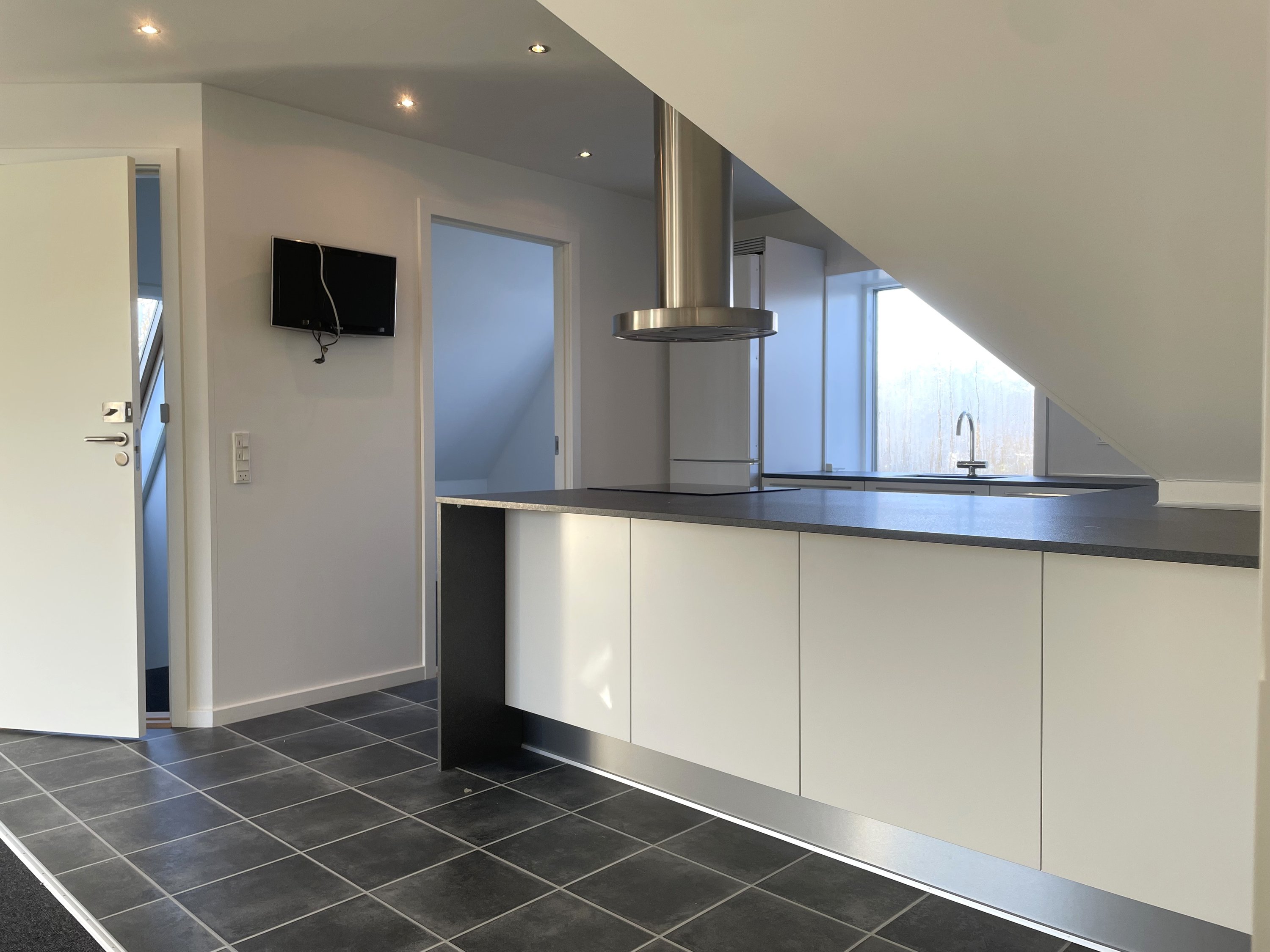 Fremhævet  billede i fuldskærmstilstand. Billede af Byskellet 3, Rindum, 6950 Ringkøbing