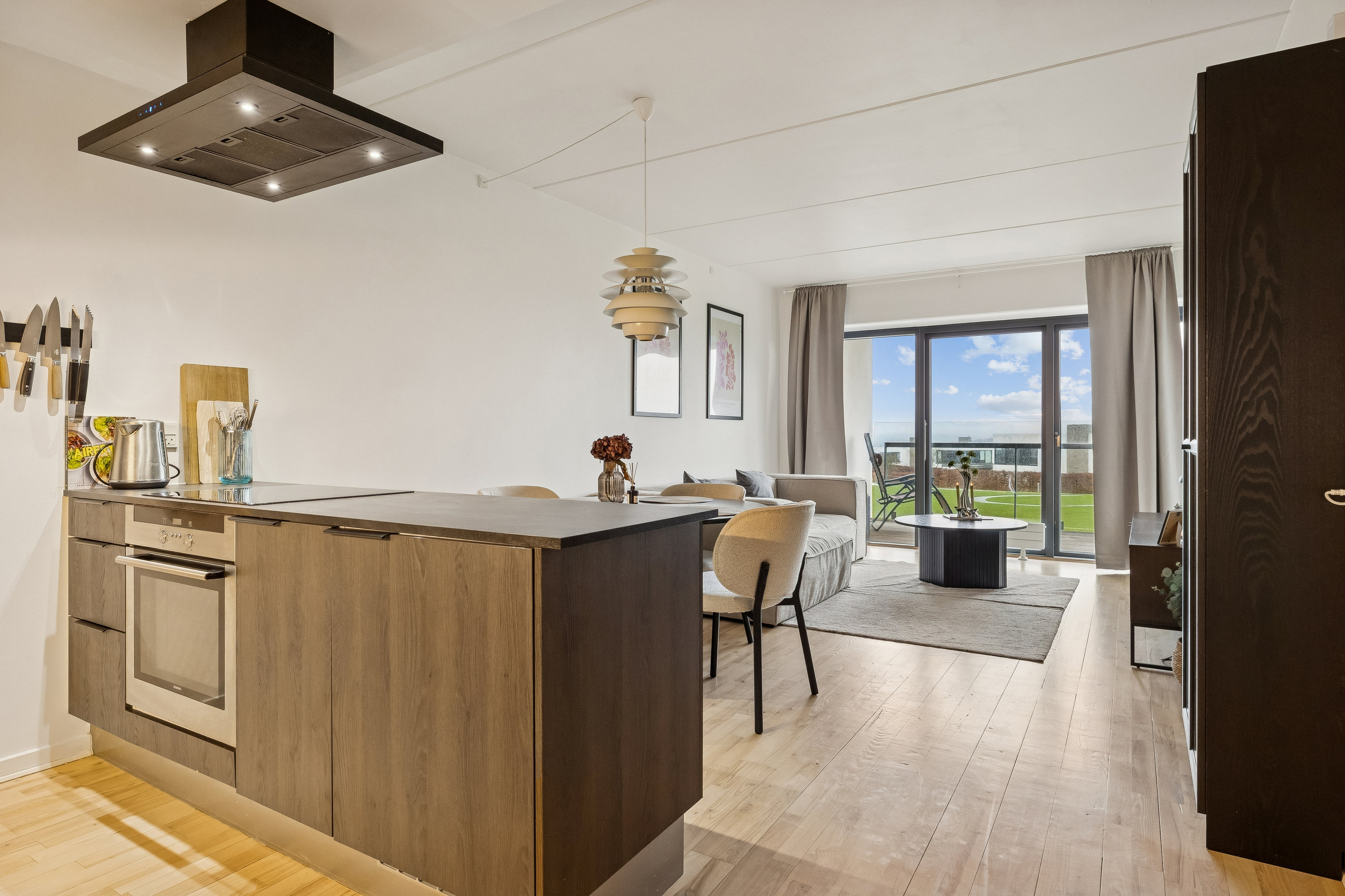 Fremhævet køkken/alrum billede i fuldskærmstilstand. Billede af Kongefolden 2, 1. mf., Skanderborg Bakker, 8660 Skanderborg