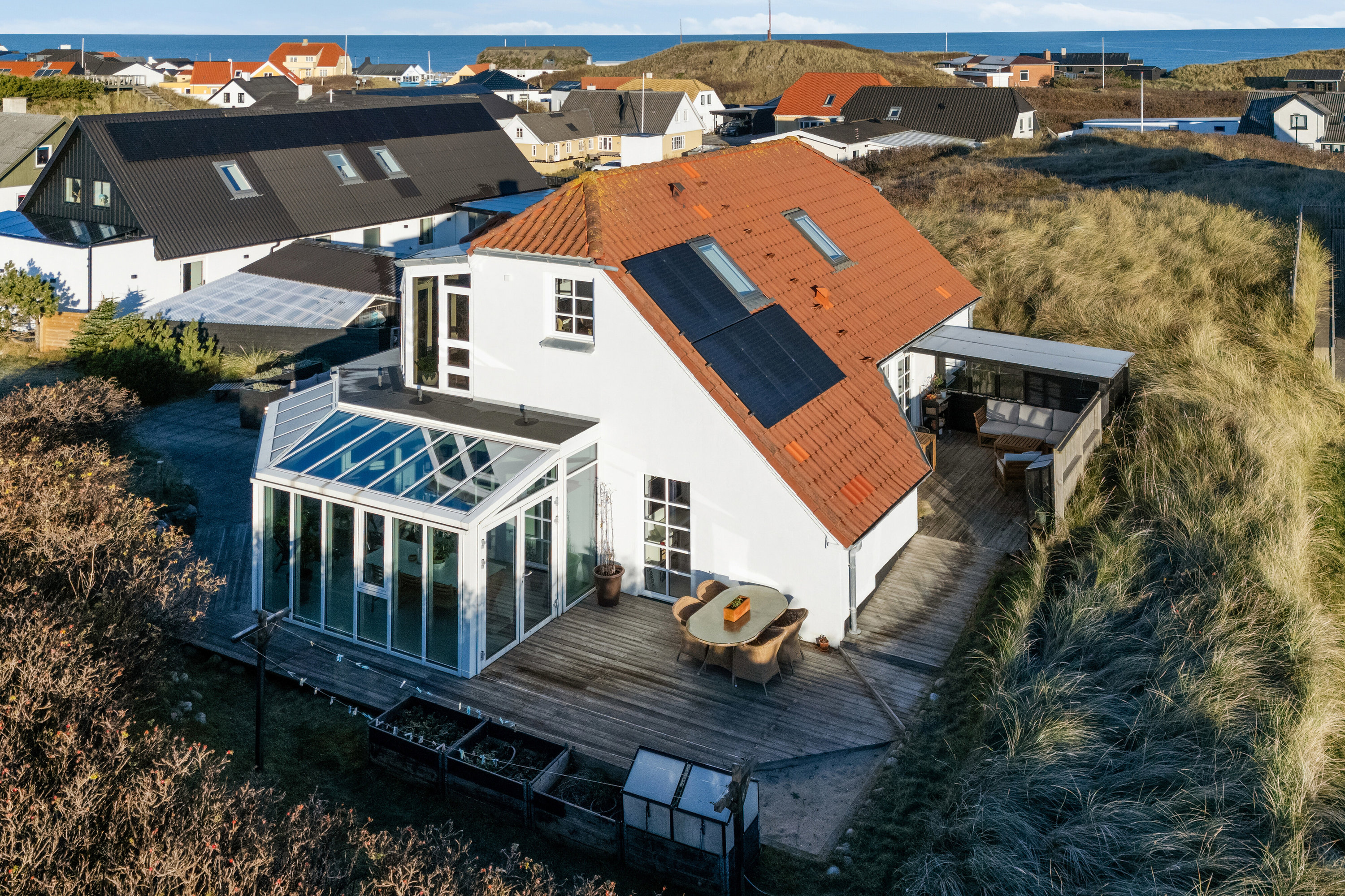 Fremhævet set fra haven billede i fuldskærmstilstand. Billede af Bavnbak 7, Klitmøller, 7700 Thisted