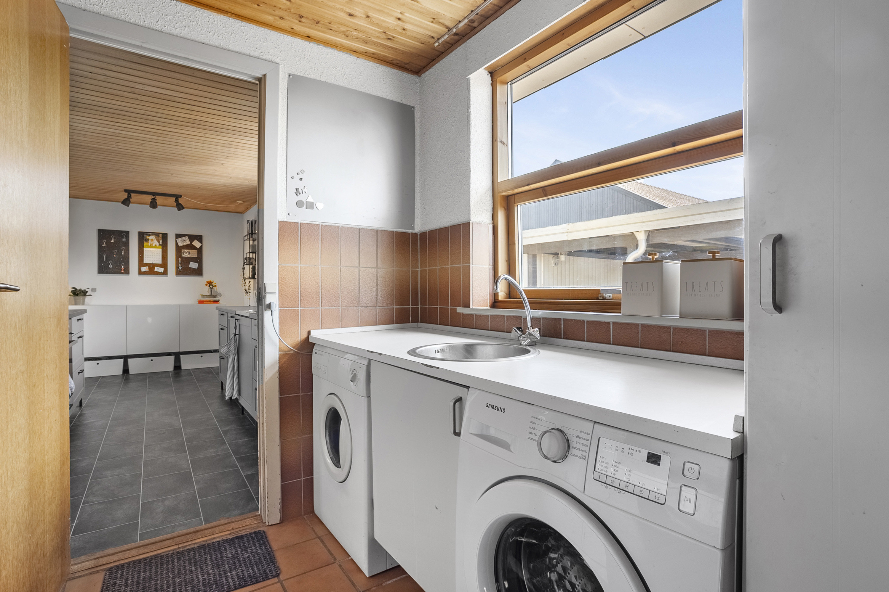 Fremhævet  billede i fuldskærmstilstand. Billede af Nordlyvej 44, 8550 Ryomgård