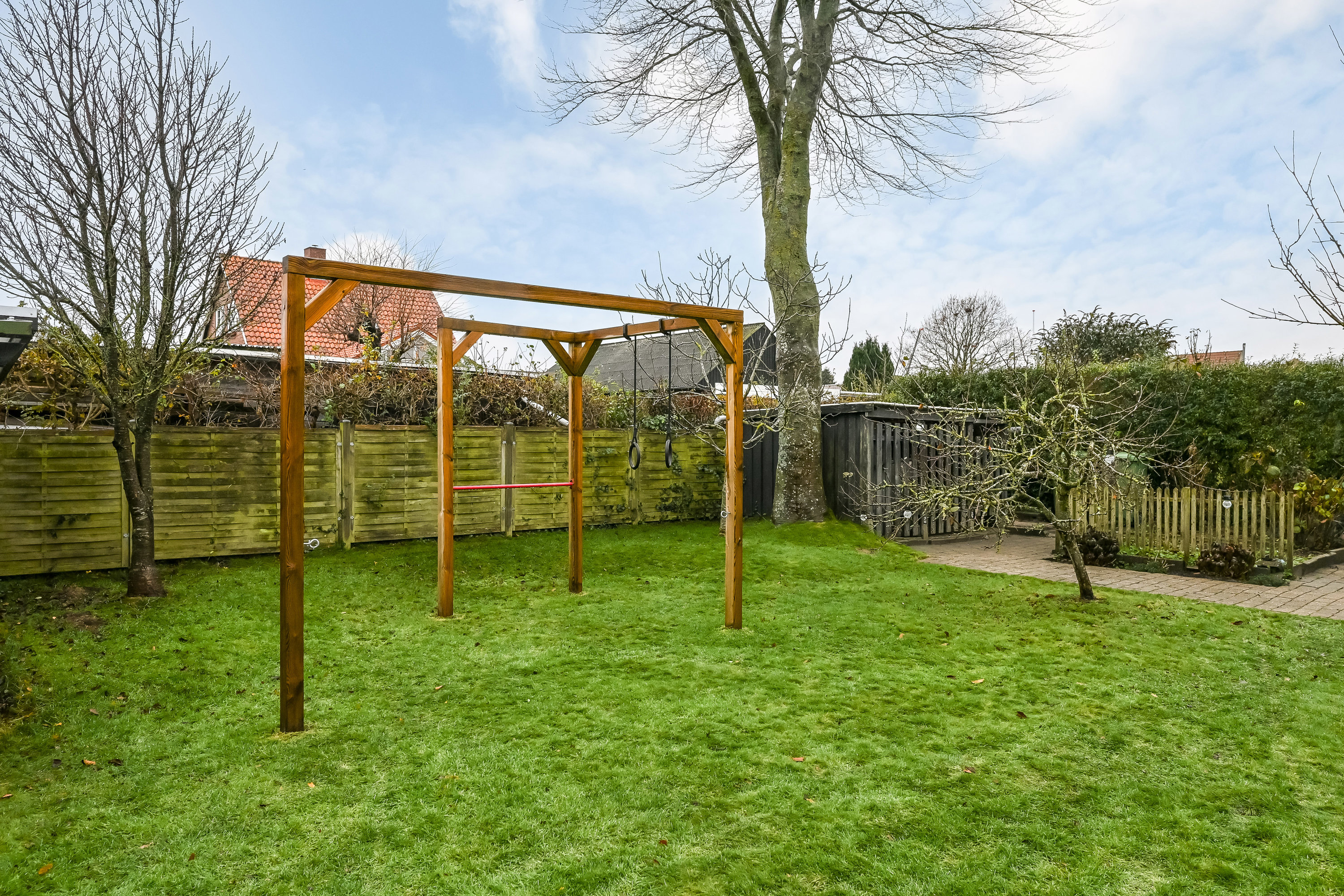 Fremhævet have billede i fuldskærmstilstand. Billede af Carit Etlars Alle 66, 6700 Esbjerg