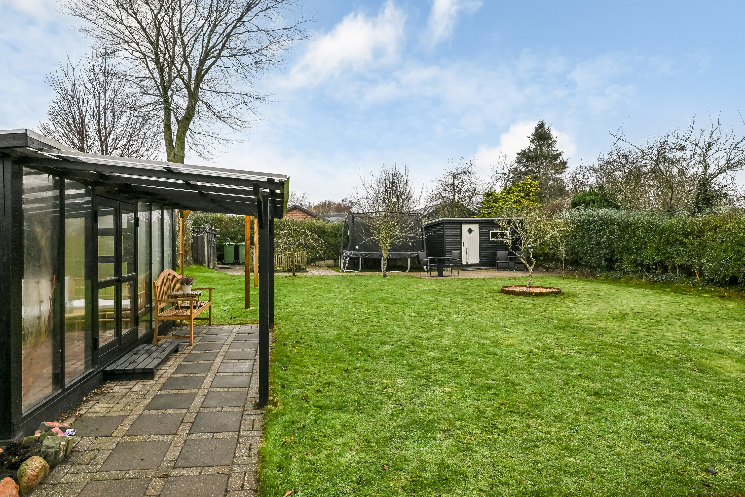 Fremhævet have billede i fuldskærmstilstand. Billede af Carit Etlars Alle 66, 6700 Esbjerg