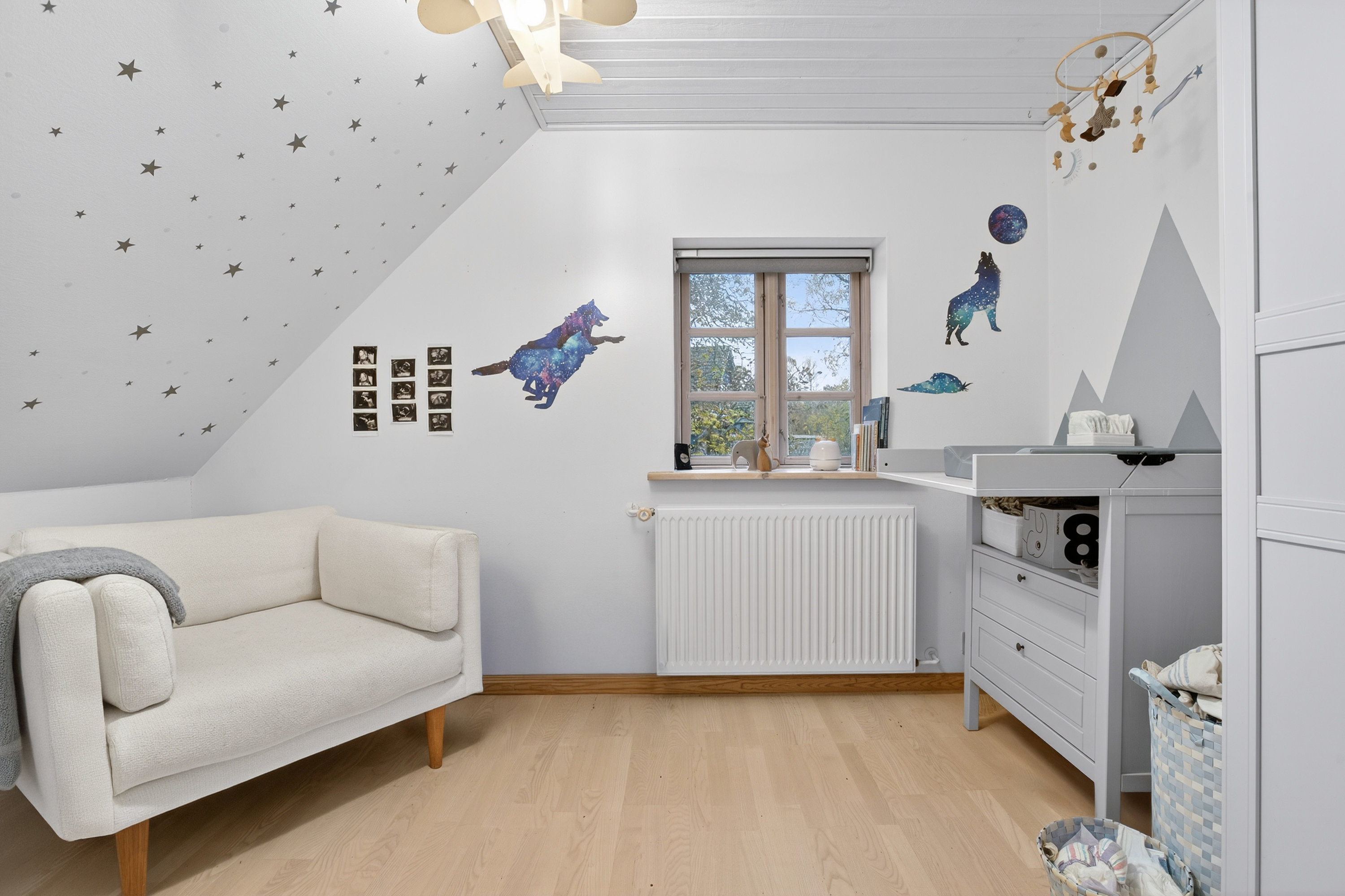 Fremhævet  billede i fuldskærmstilstand. Billede af Ballerupvej 74, 3500 Værløse